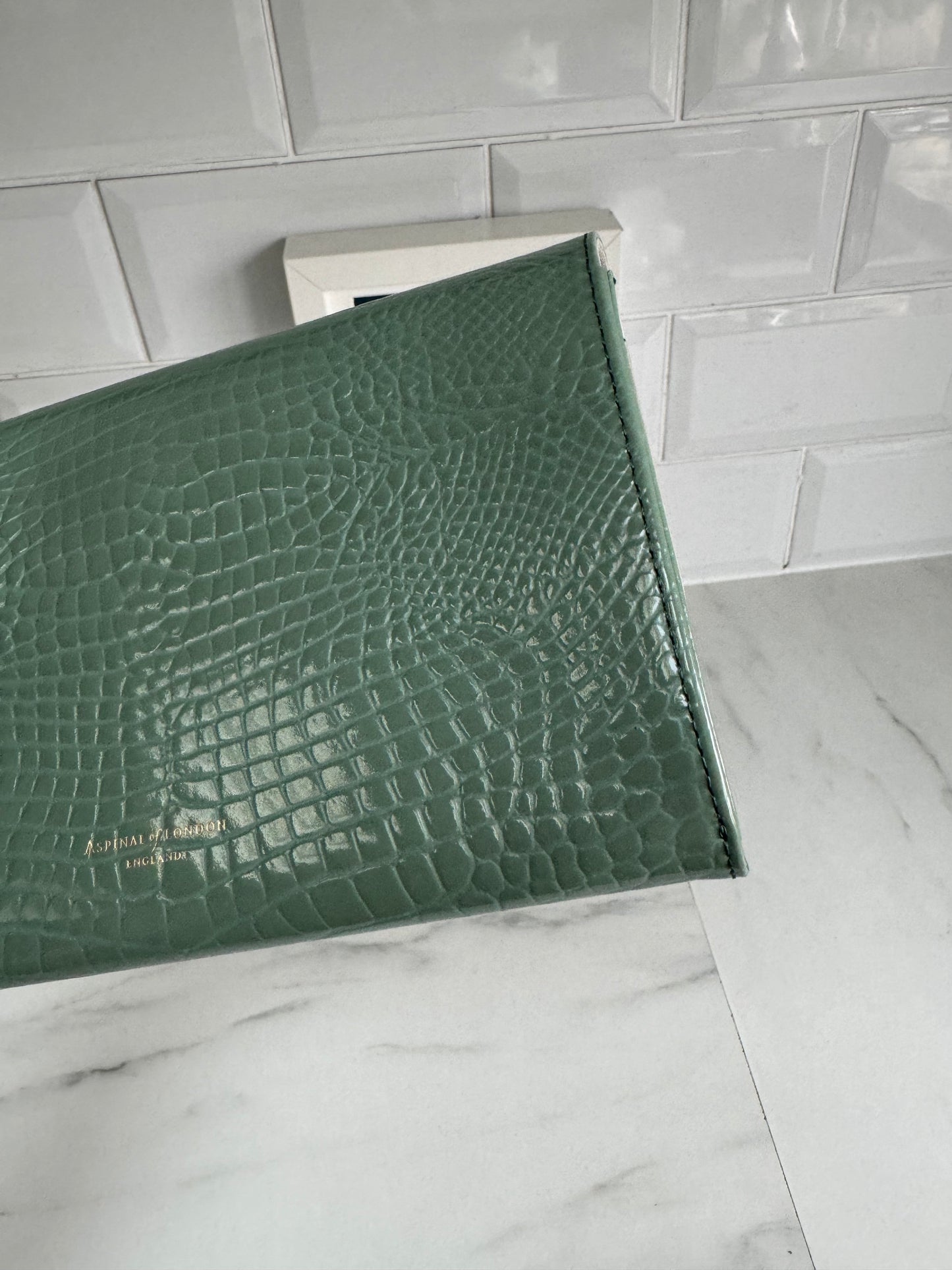 Aspinal of London Travel wallet & Card Holder - Green