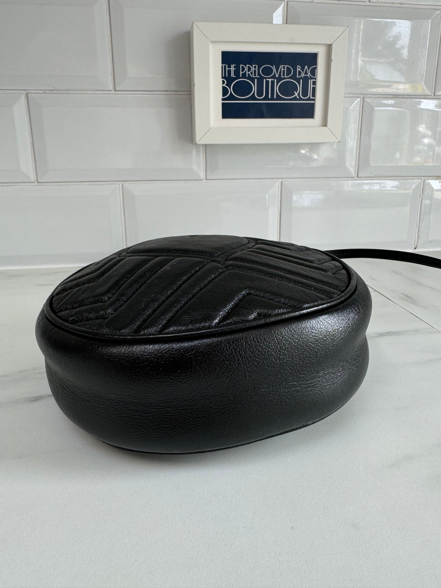 Gucci Marmont Matelassé Mini Round Bag - Black