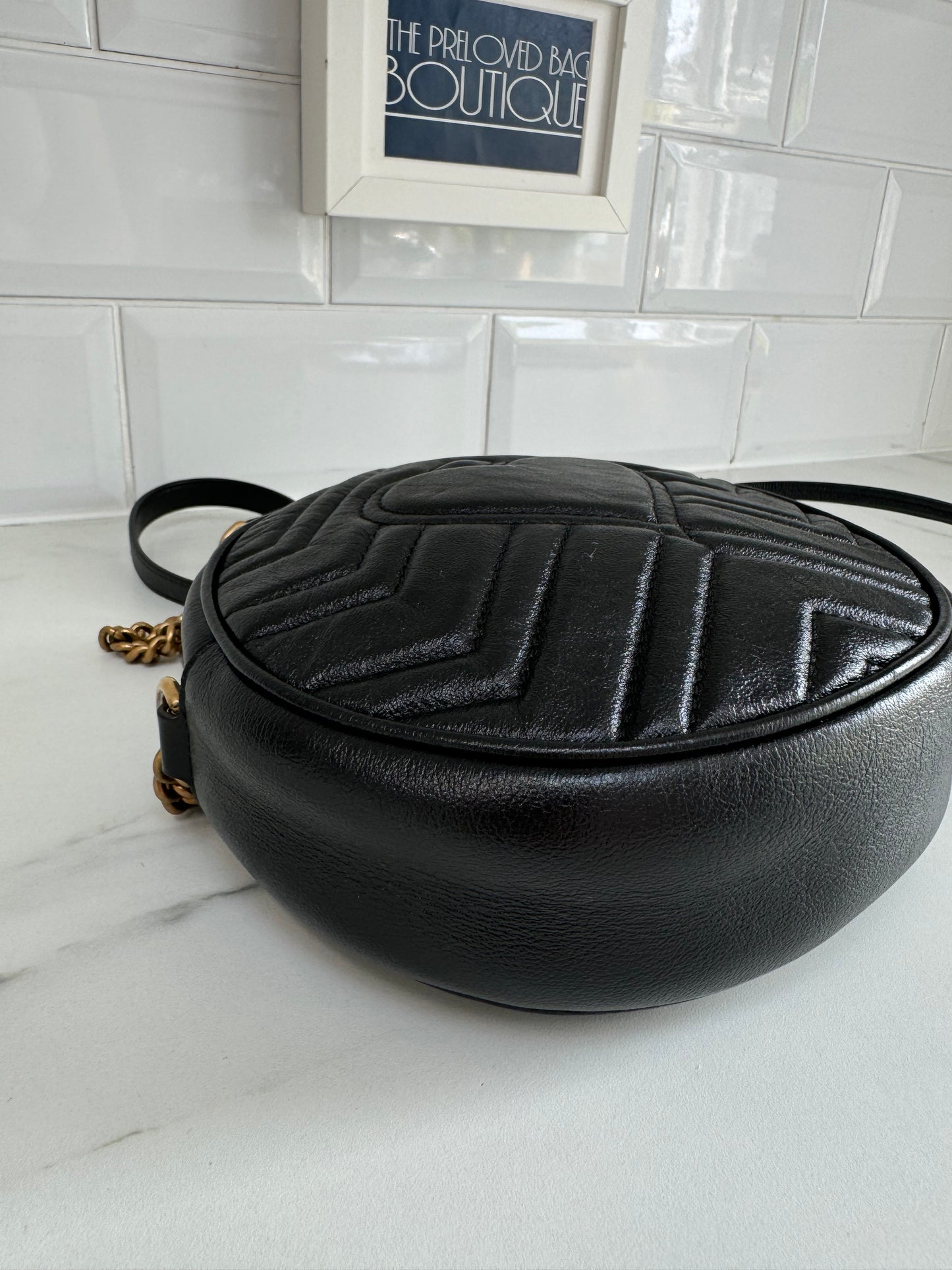 Gucci Marmont Matelassé Mini Round Bag - Black
