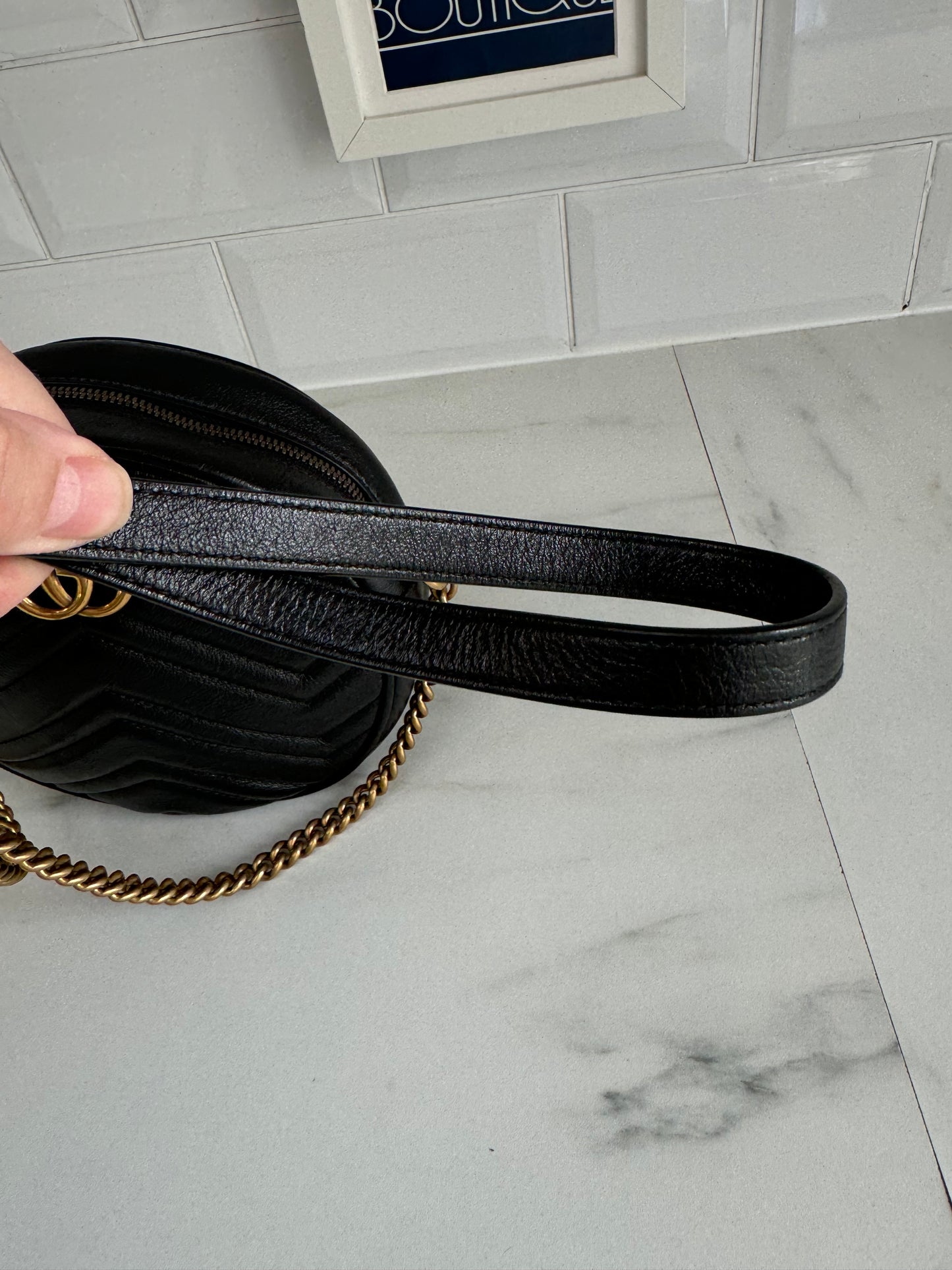 Gucci Marmont Matelassé Mini Round Bag - Black