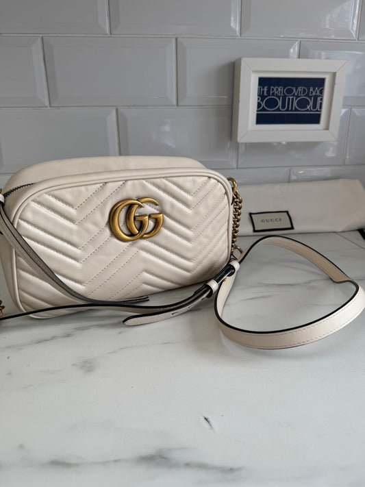 Gucci GG Marmont Shoulder Bag Small - White