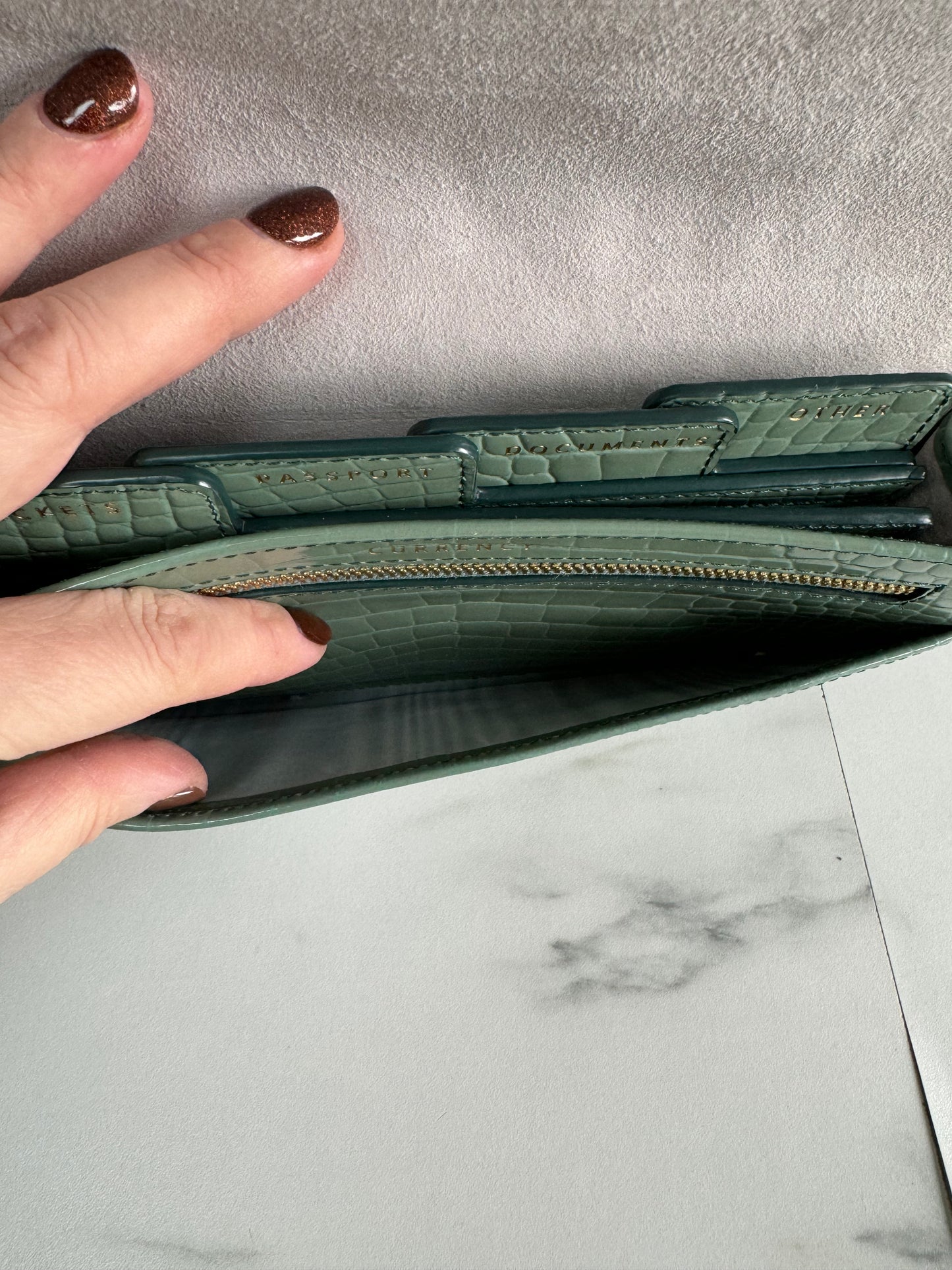 Aspinal of London Travel wallet & Card Holder - Green