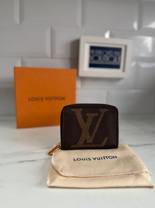Louis Vuitton Small Zippy Wallet - Brown