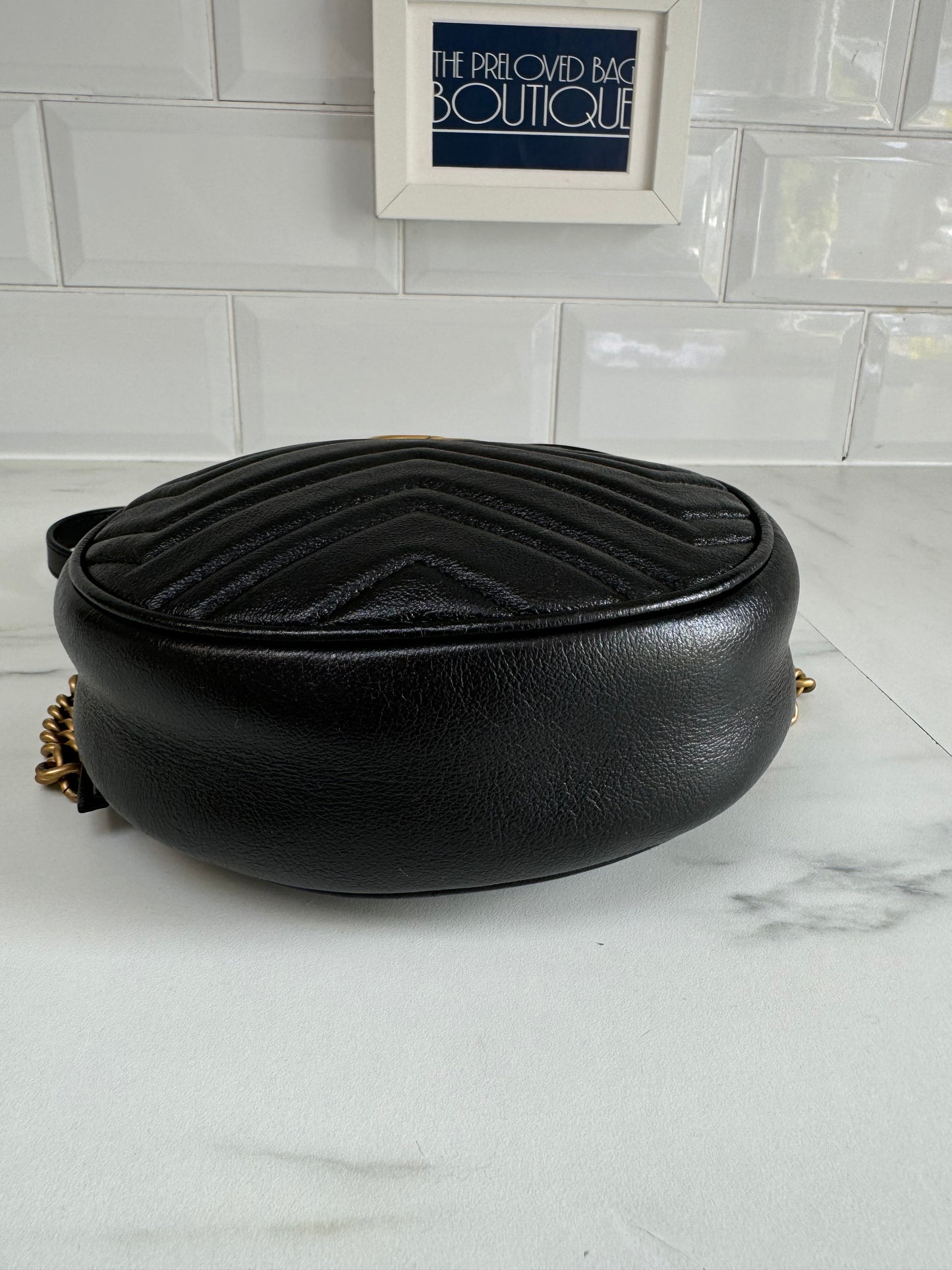 Gucci Marmont Matelassé Mini Round Bag - Black
