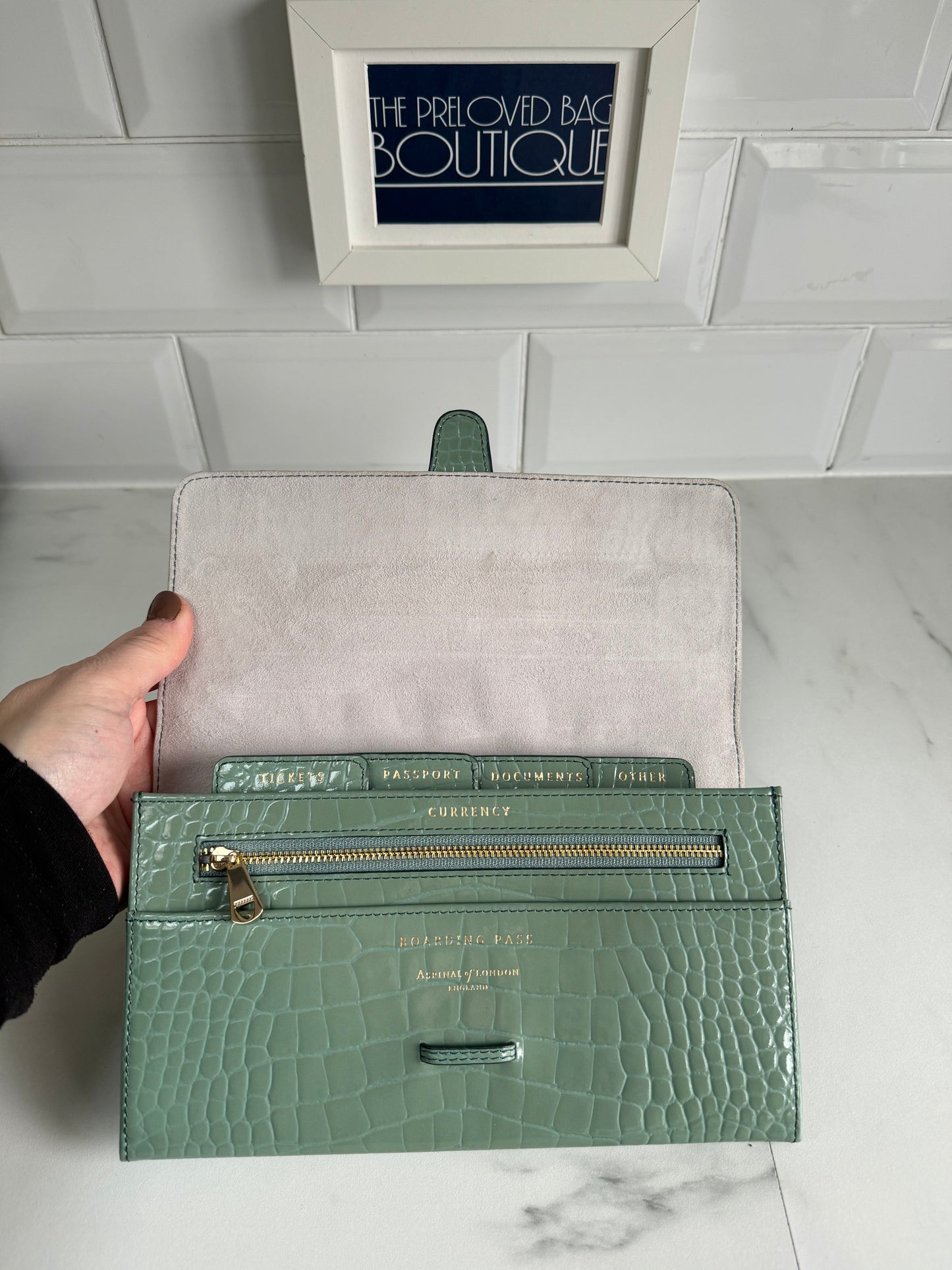 Aspinal of London Travel wallet & Card Holder - Green