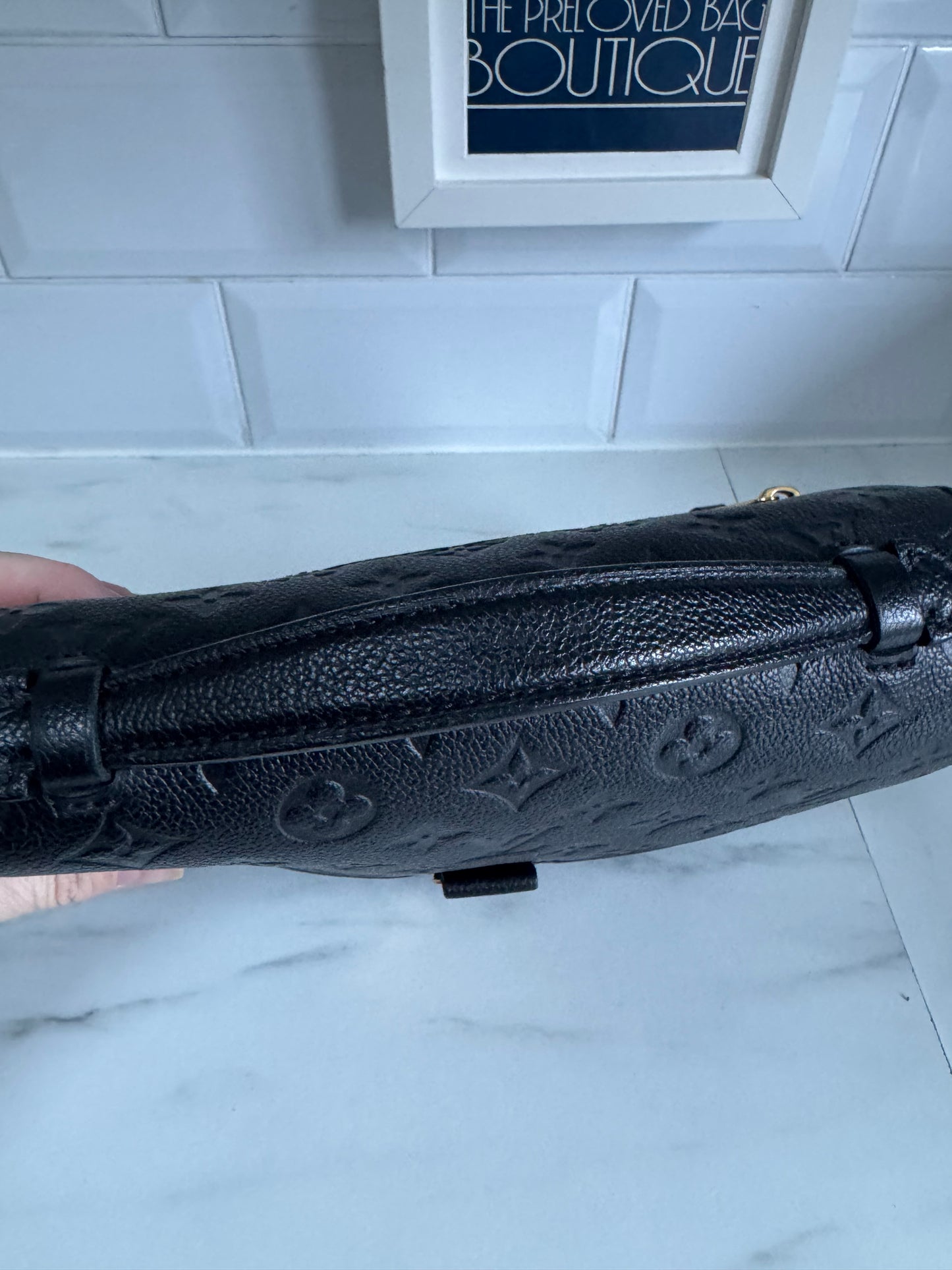 Louis Vuitton Pochette Metis Emperiente - Black