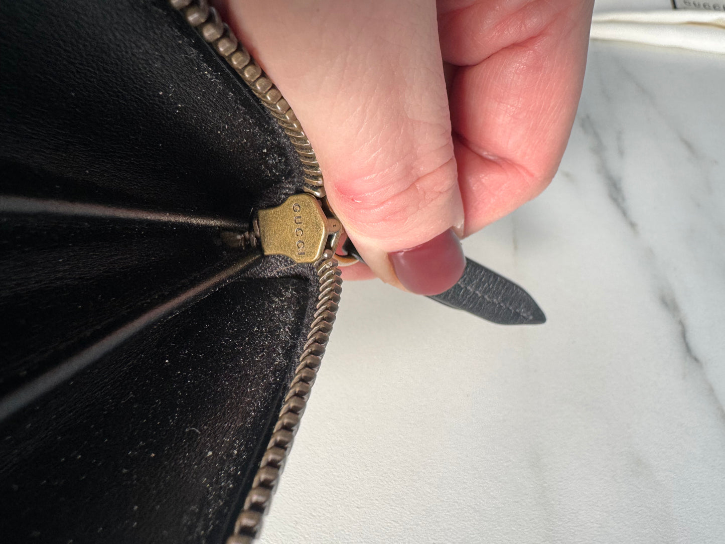 Gucci GG Marmont zip around Wallet - Black