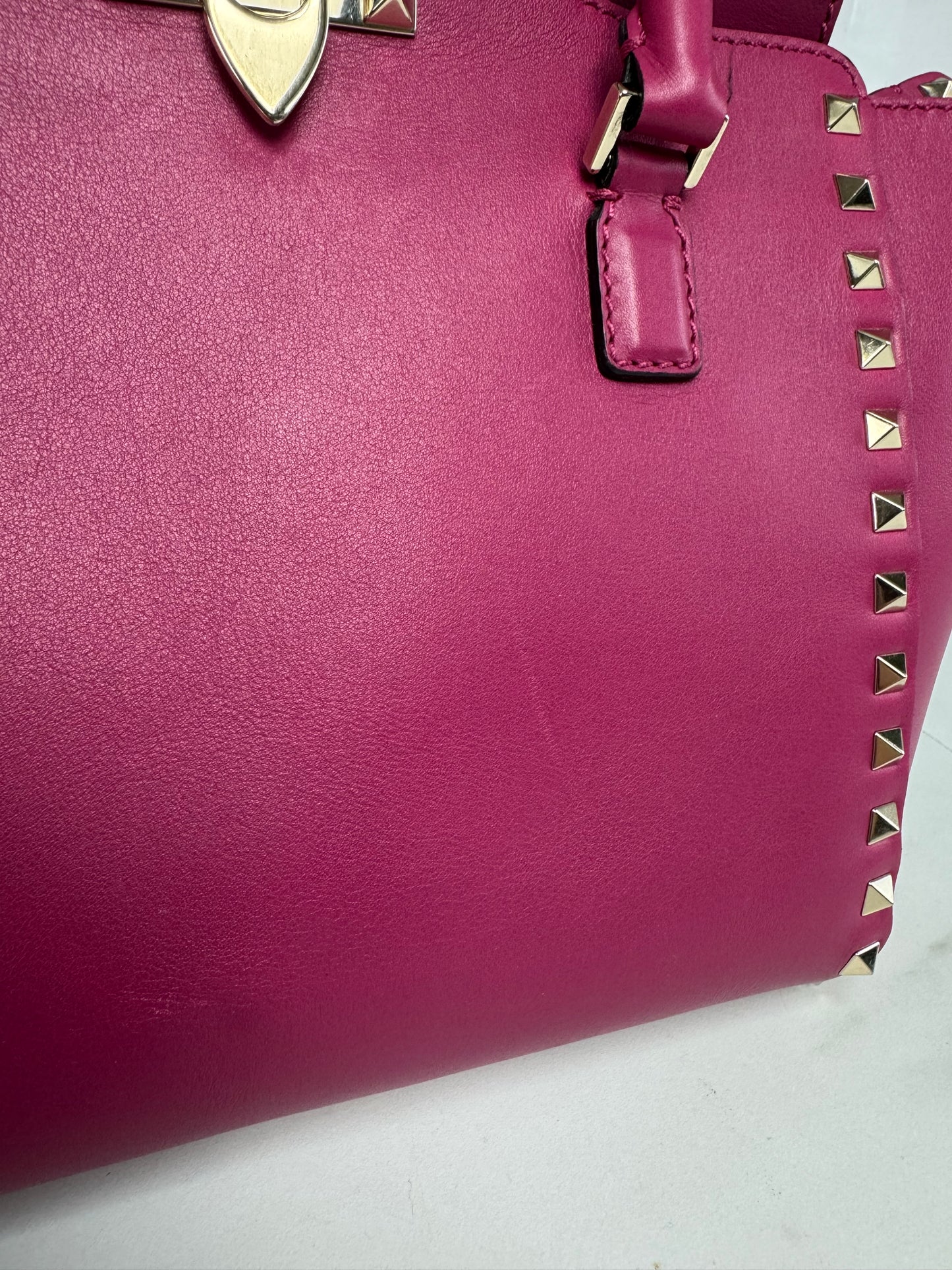 Valentino Rockstud Small Trapeze Tote - Magenta Pink