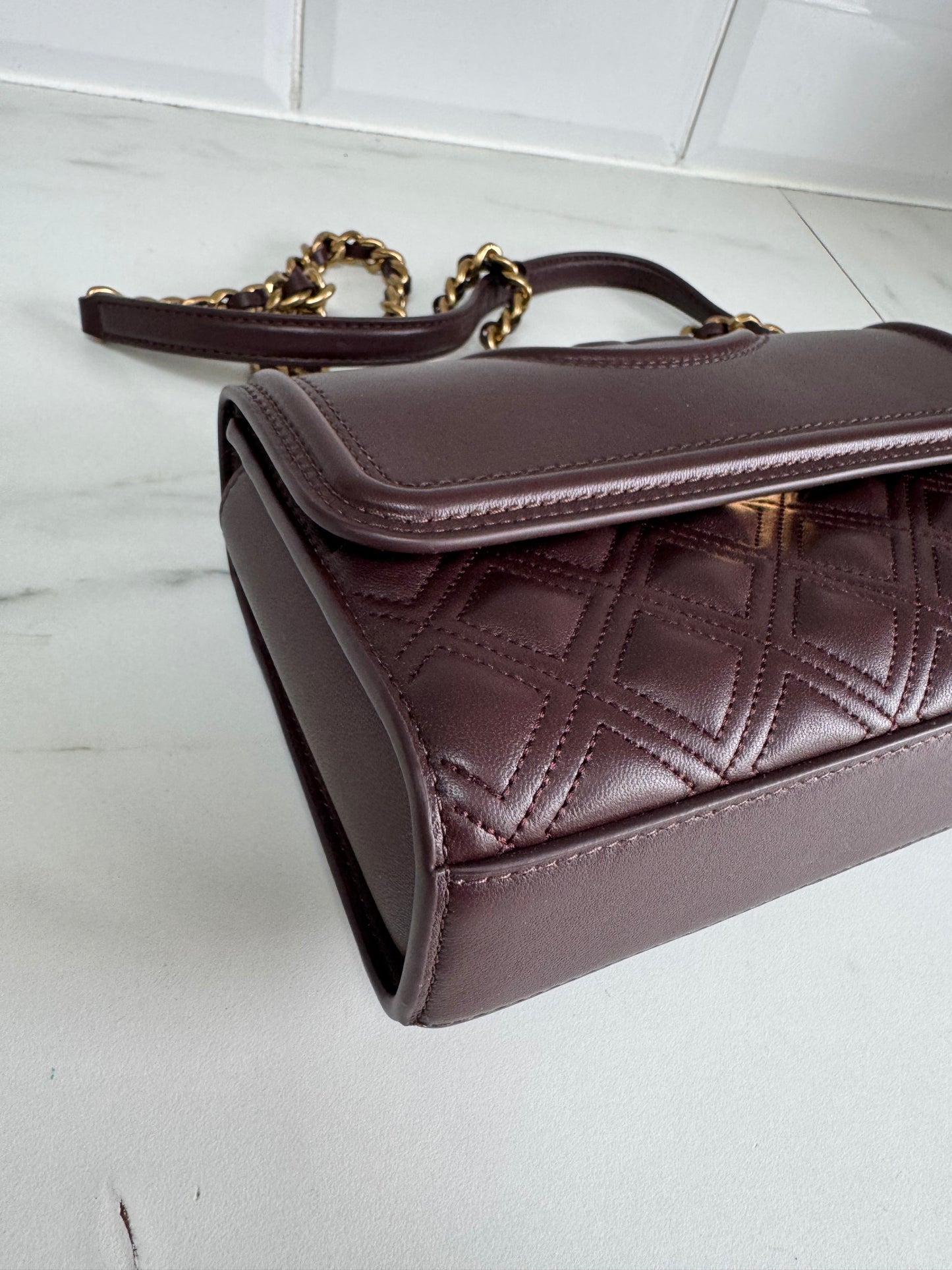 Tory Burch Fleming Shoulder Bag - Burgundy