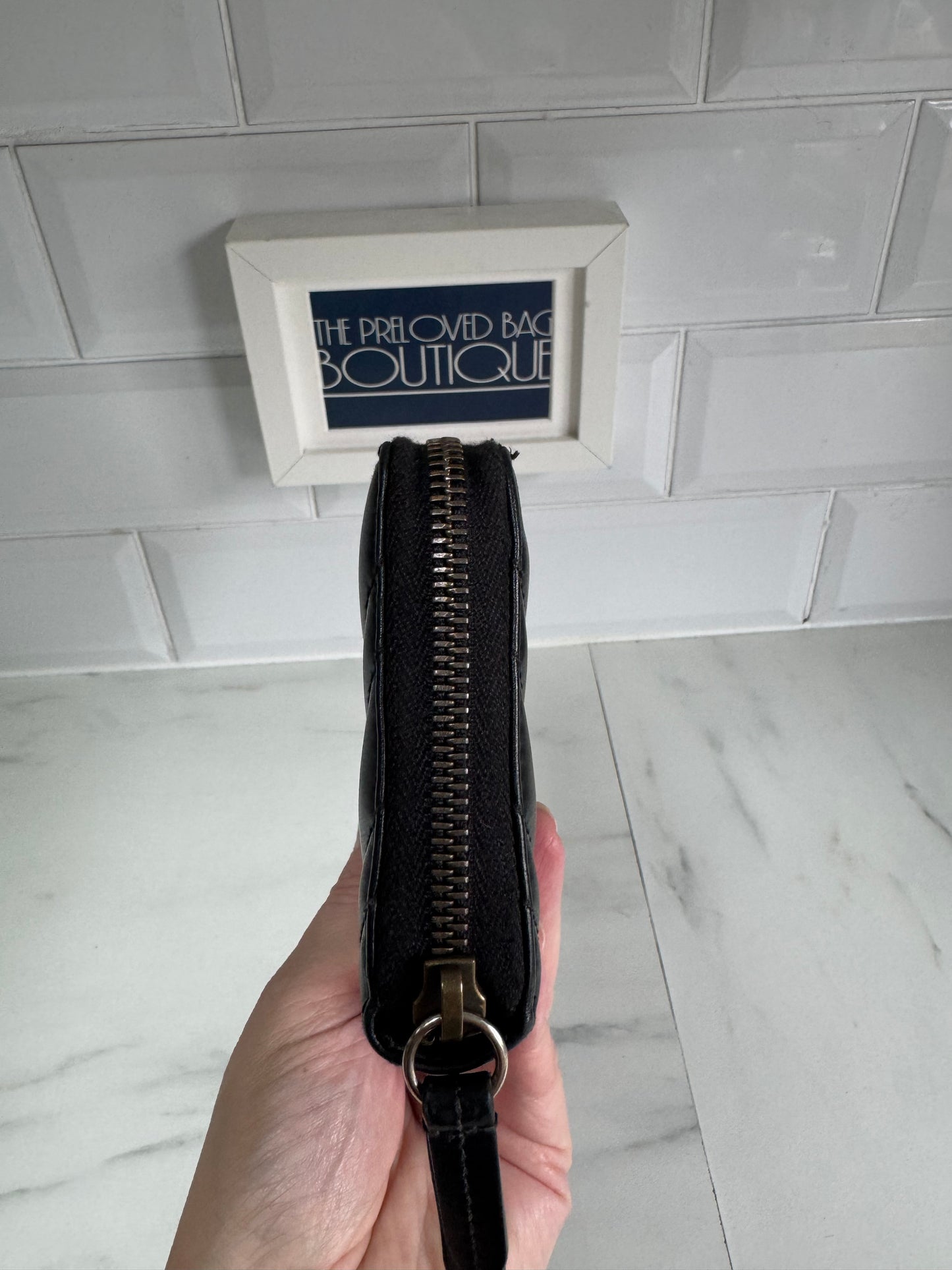 Gucci GG Marmont Zip Around Wallet - Black