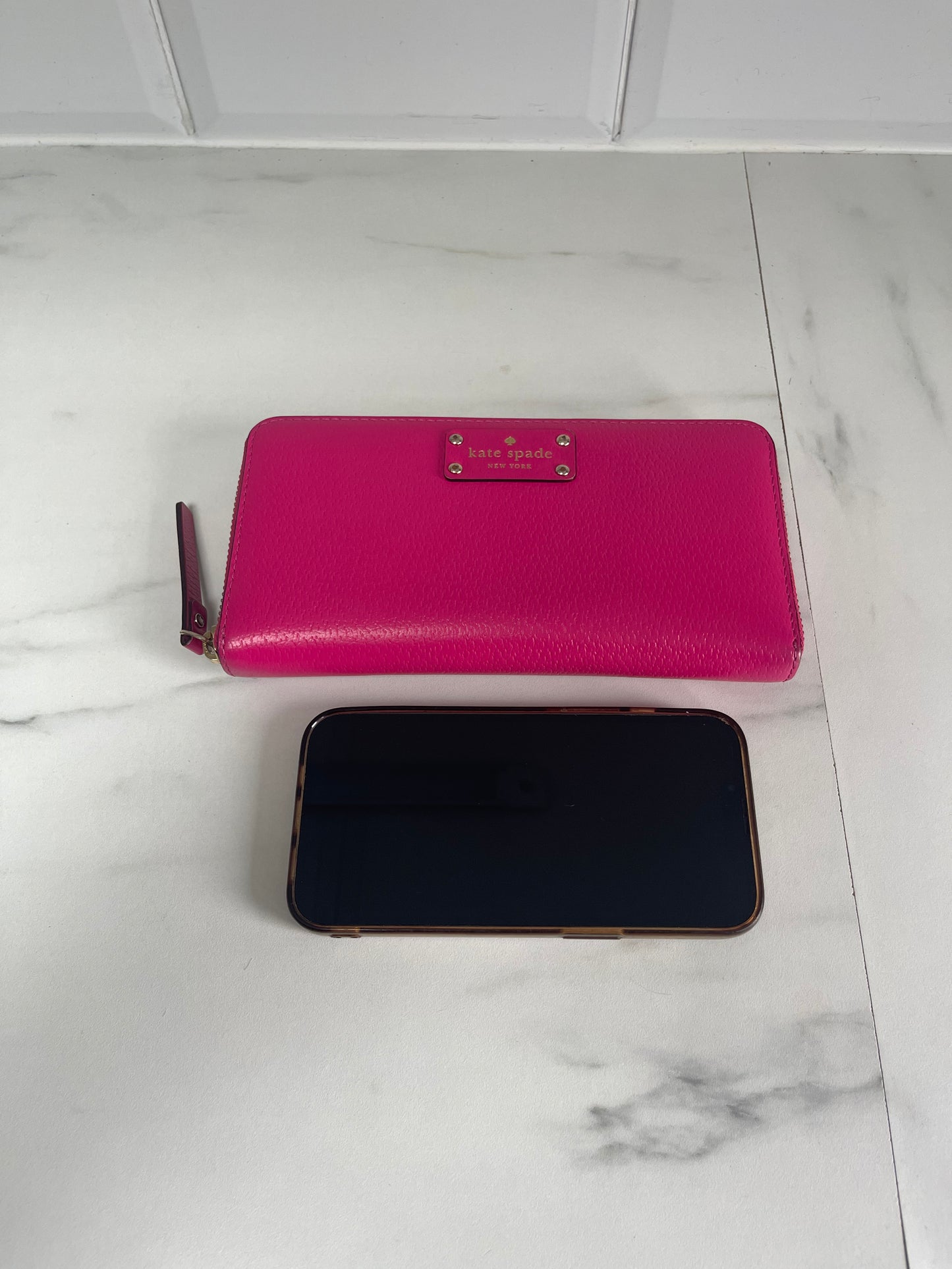 Kate Spade Long Zip Around wallet - Pink