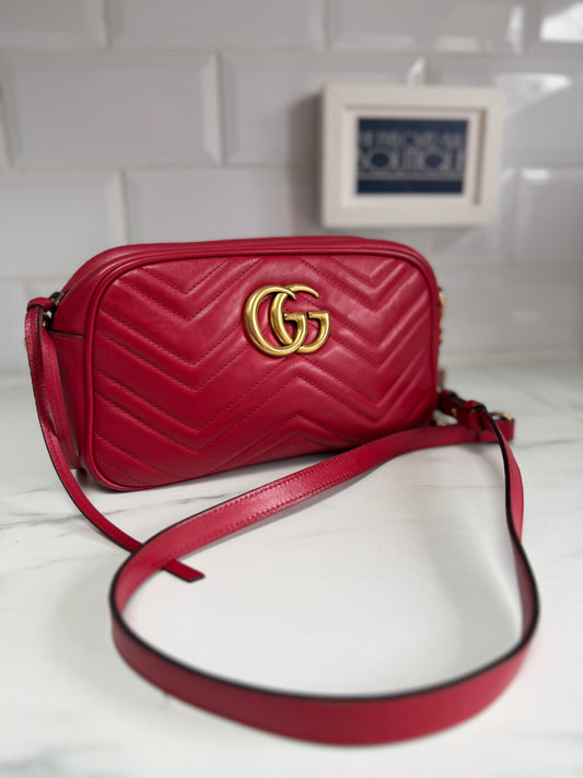 Gucci Marmont Small Shoulder Bag - Red