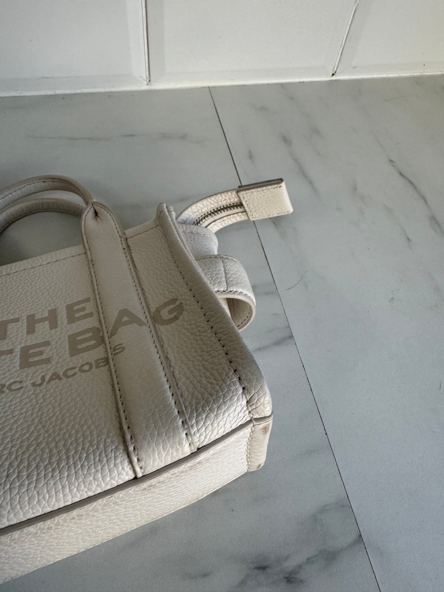 Marc Jacobs Micro Tote Bag - White