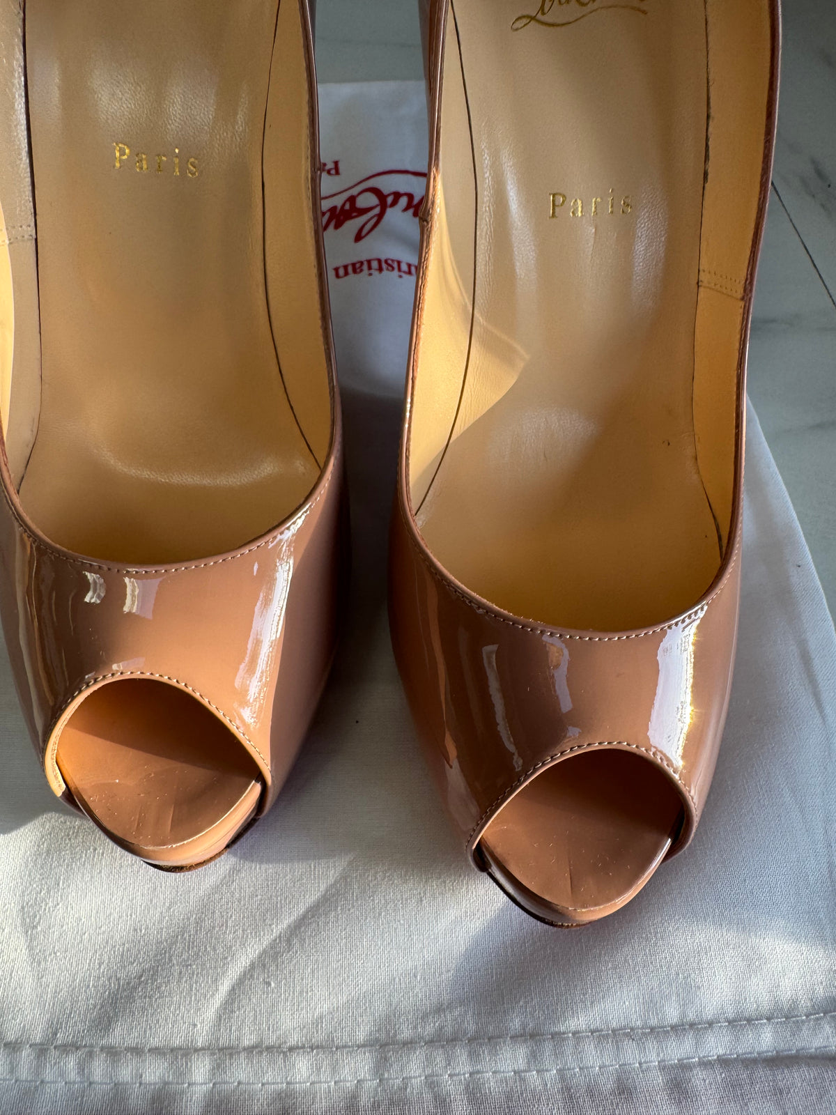 Christian Louboutin New Very Privé 120mm Open Toe Pumps - Nude