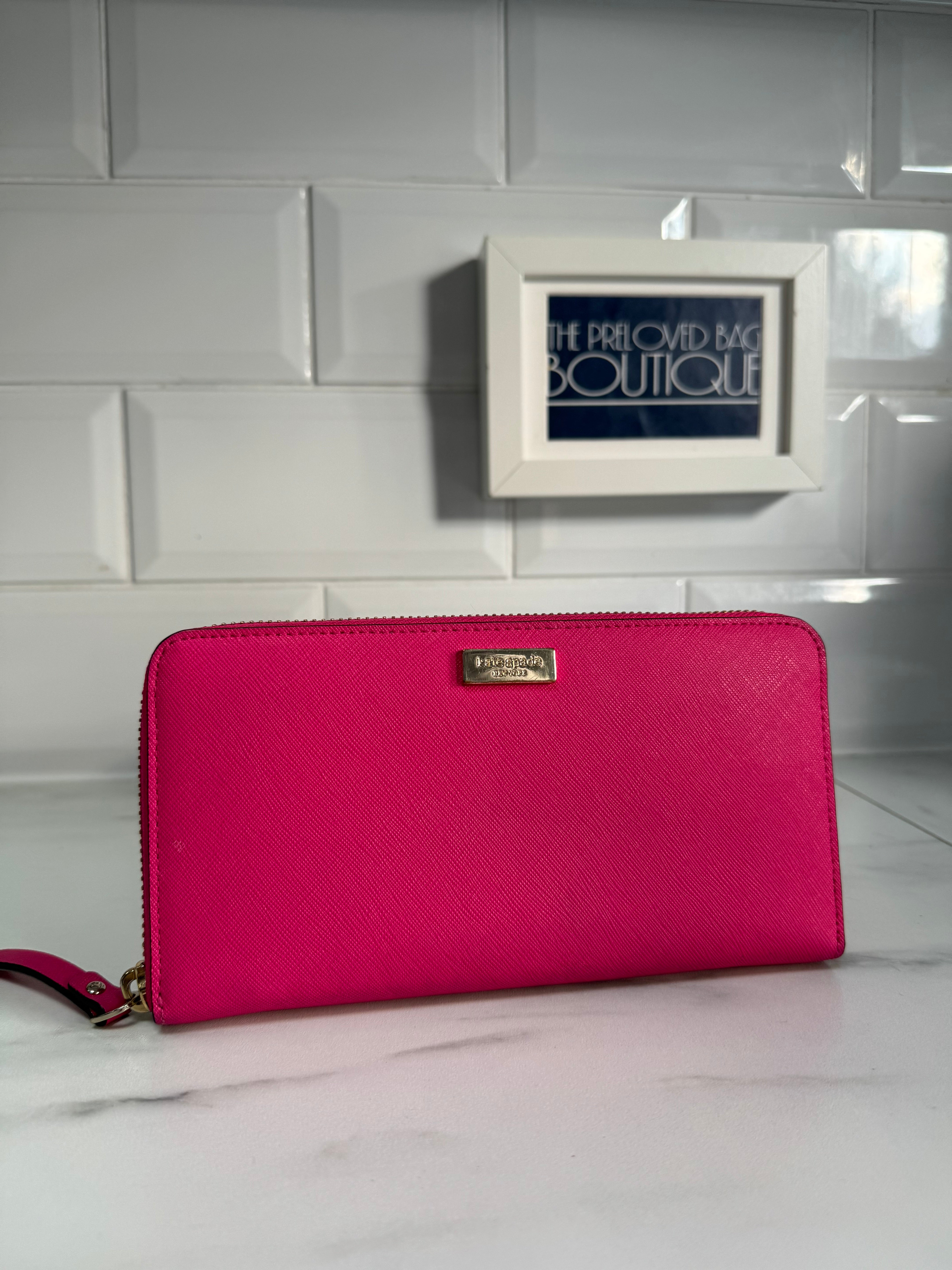 Kate Spade selling purse and wallet