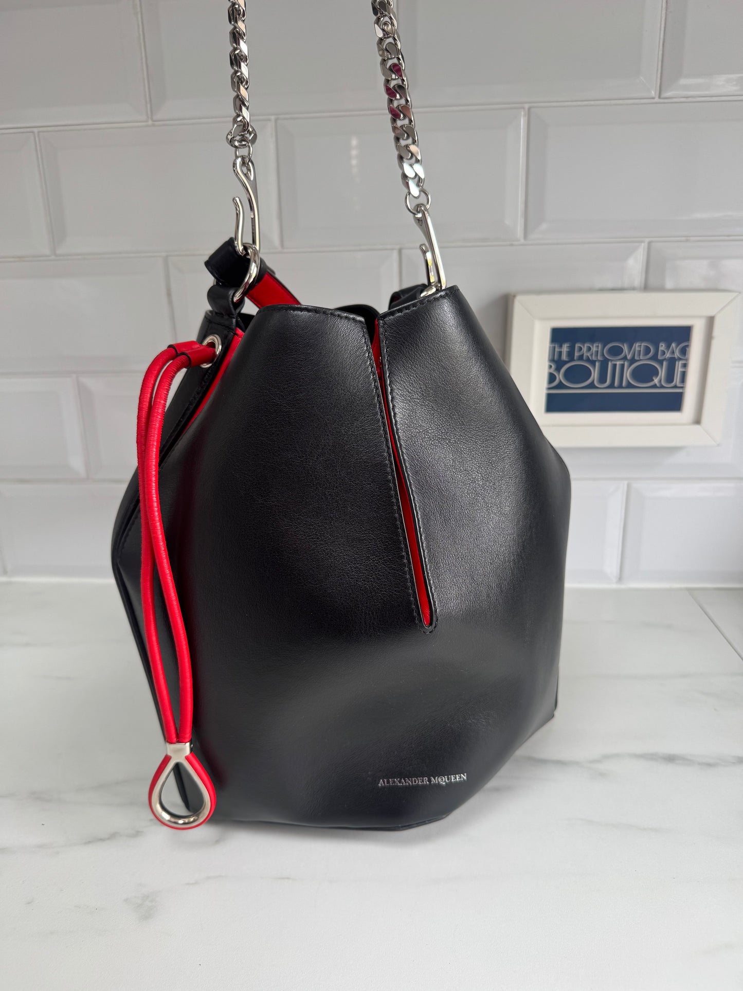 Alexander McQueen Bucket Bag - Black