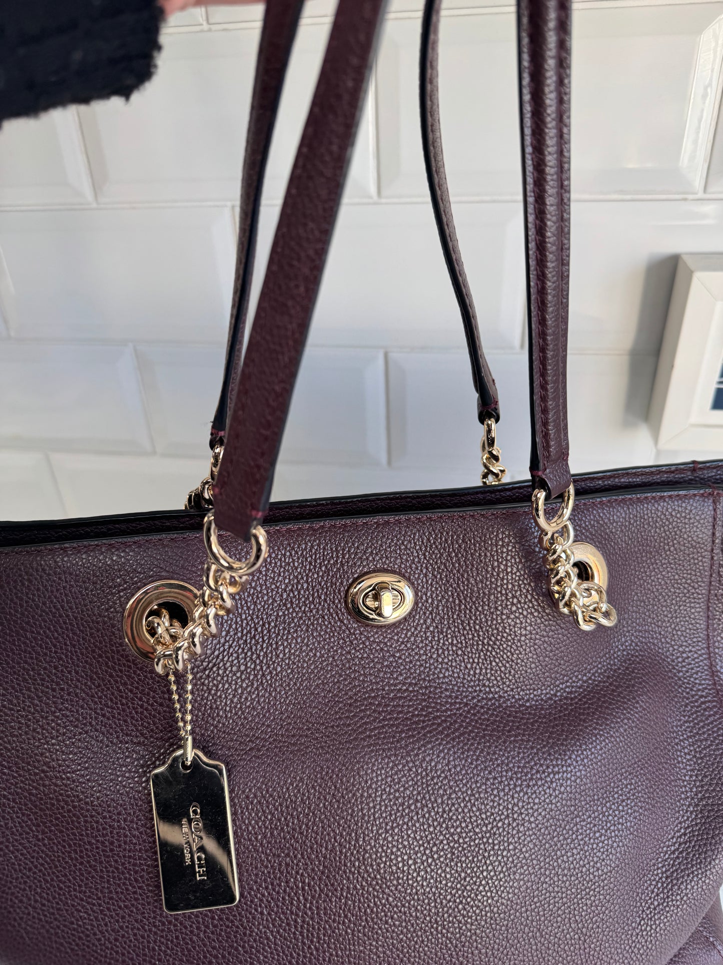 Coach Turnlock Tote - Burgundy