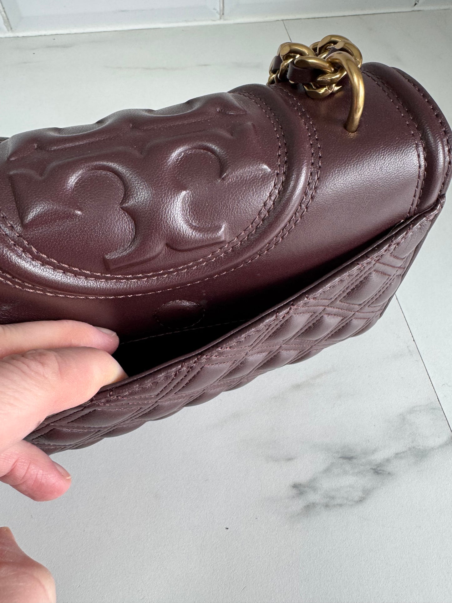 Tory Burch Fleming Shoulder Bag - Burgundy