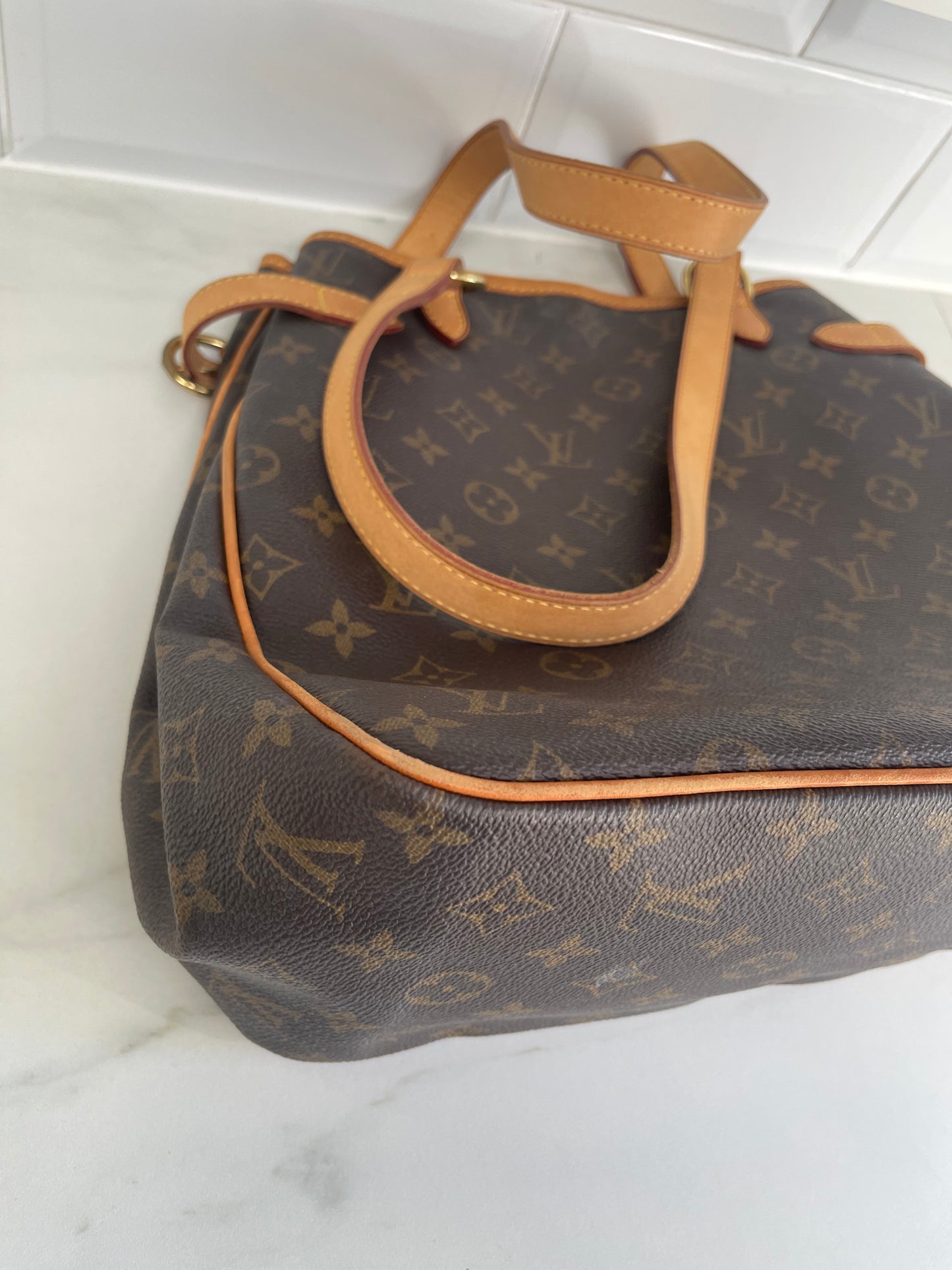 Louis Vuitton Batignoles Vertical - Monogram