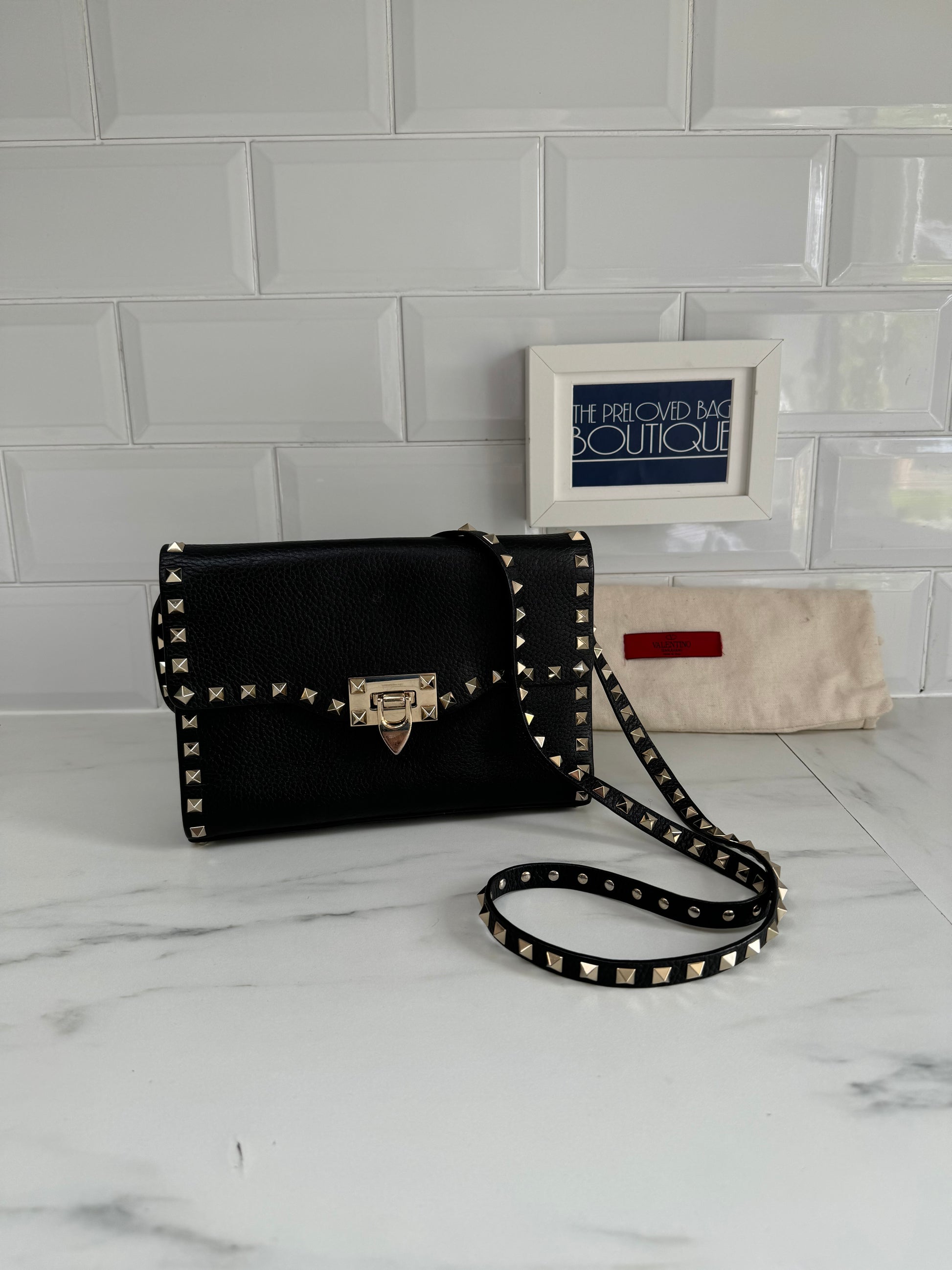 Valentino Garavani Rockstud Medium Bag Black