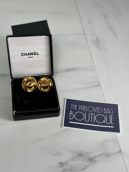 Chanel CC Gilded Gold clip on earrings