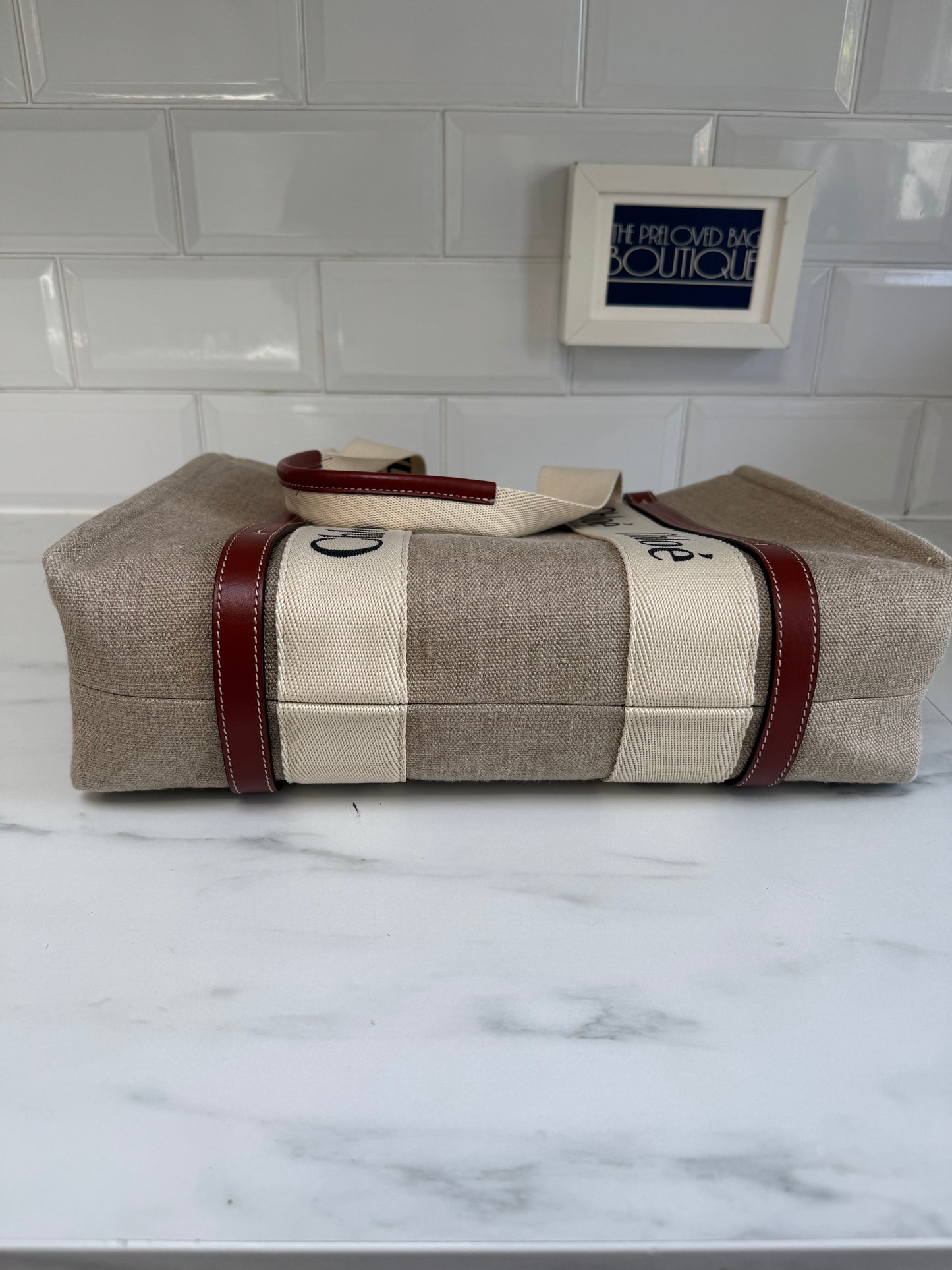 Chloé Medium Woody Tote - Beige, White & Tan