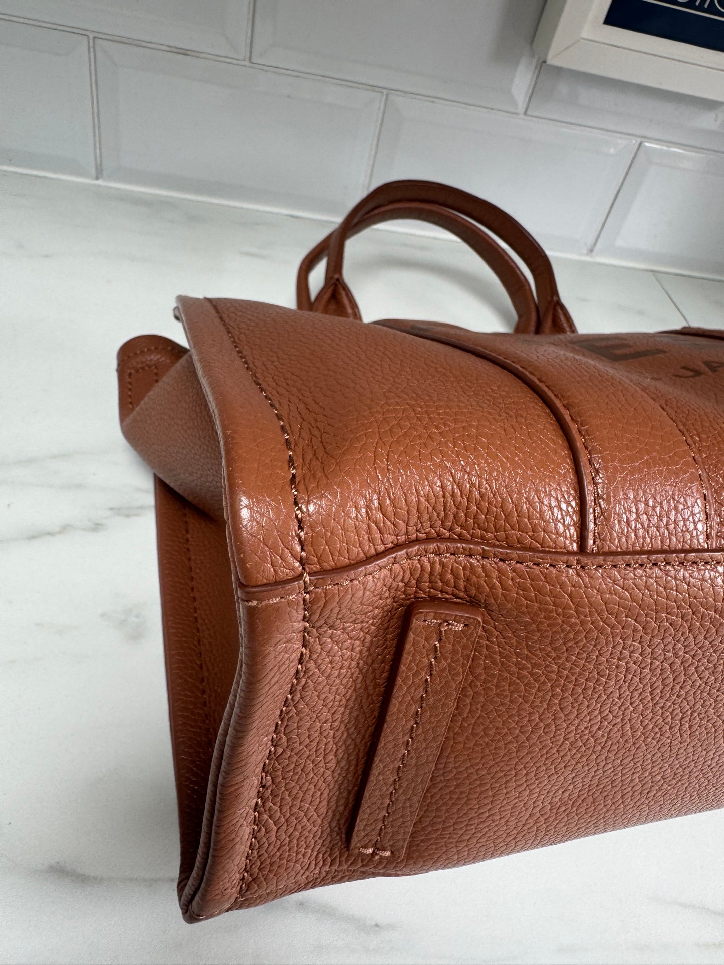 Marc Jacobs “The Tote Bag” Medium - Argan Oil