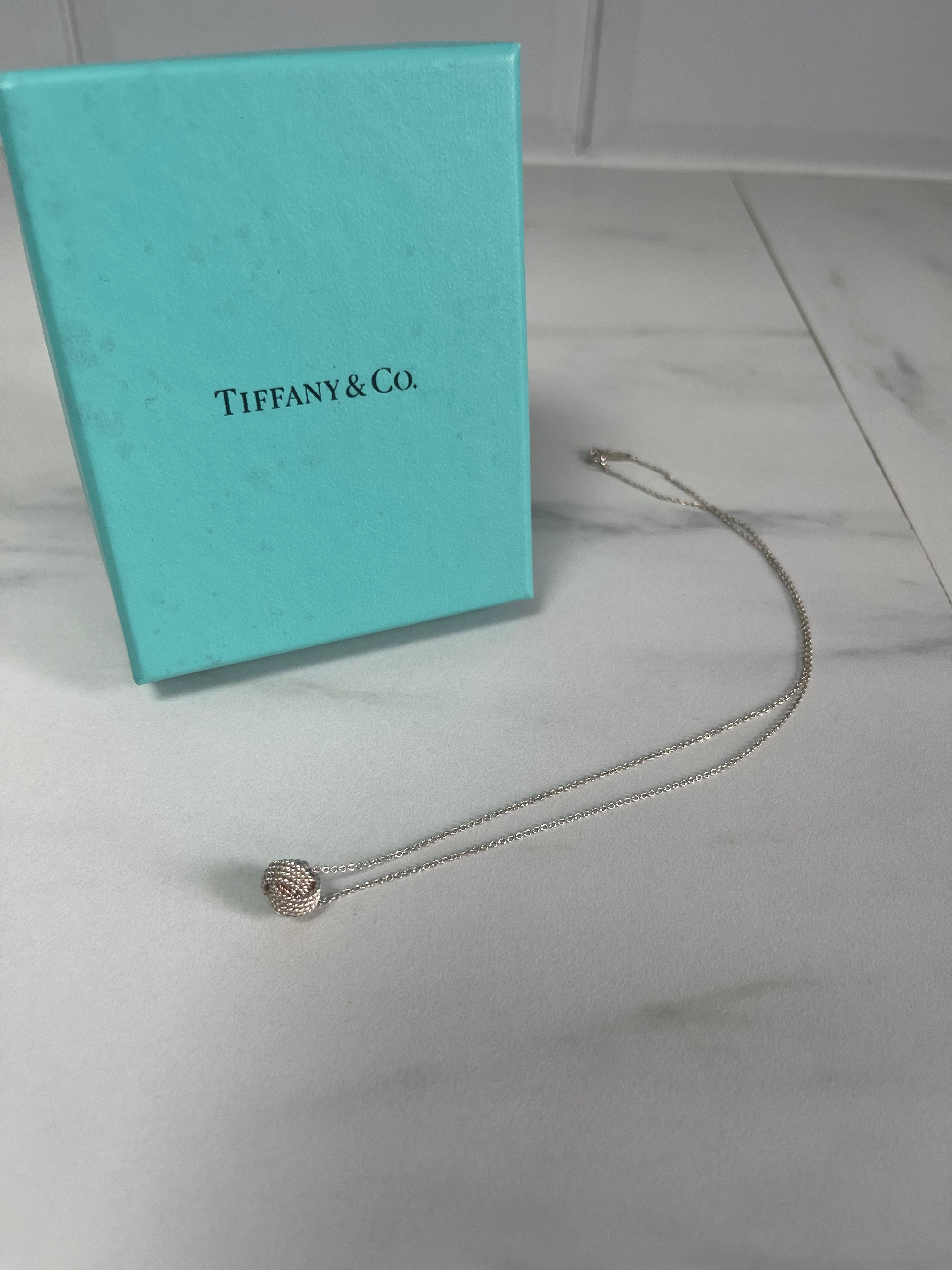 Tiffany and co 2024 knot necklace