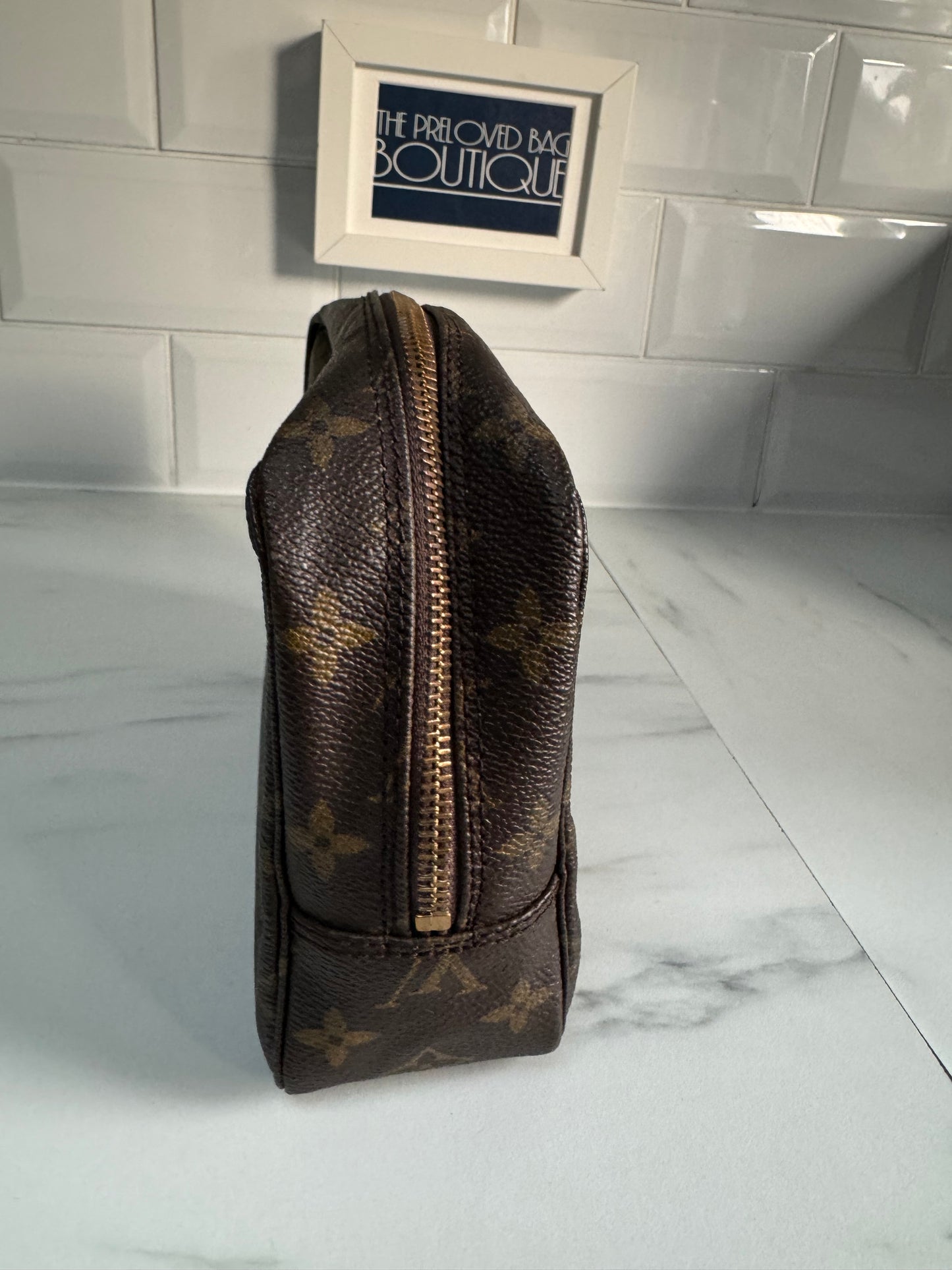 Louis Vuitton Trousse 23 - Monogram