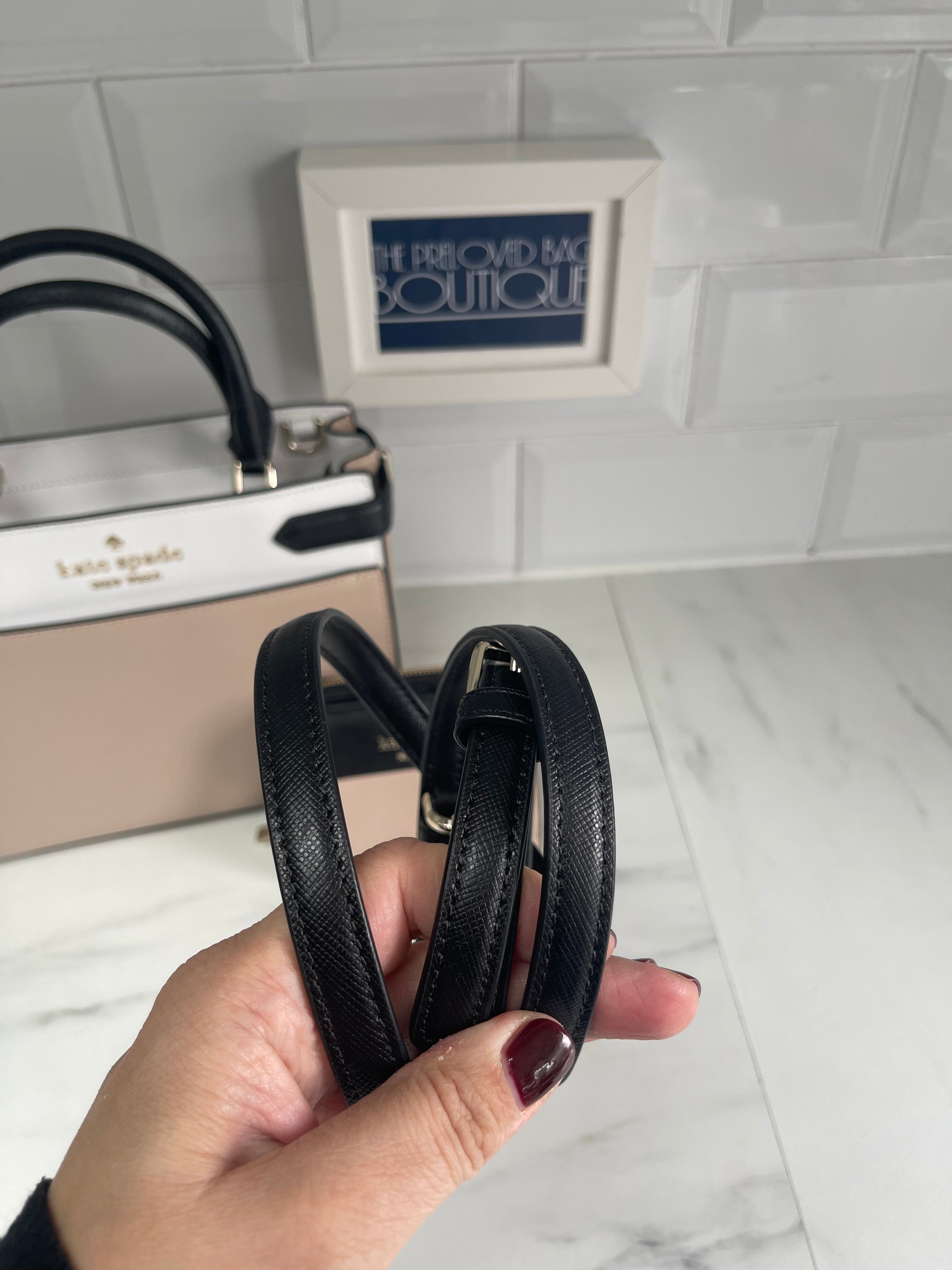 Kate spade cheap black crossbody strap