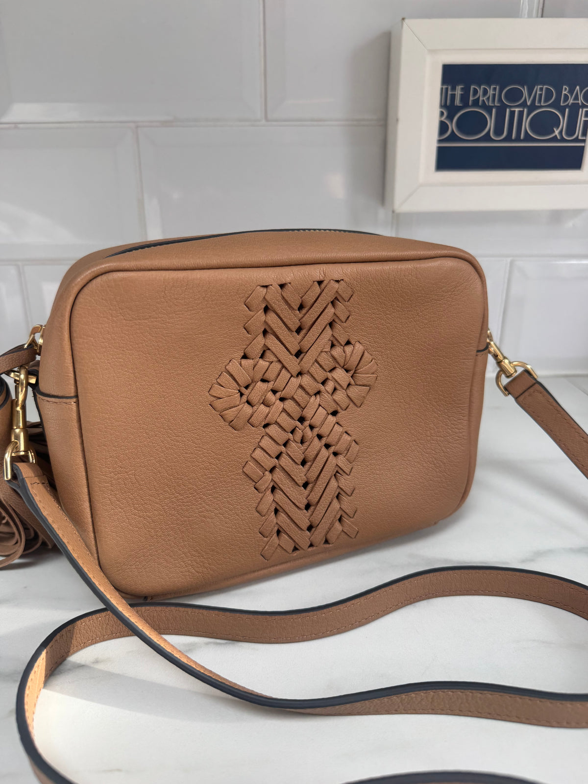 Anya Hindmarch Neeson Tassel Camera Bag - Burnt Sugar