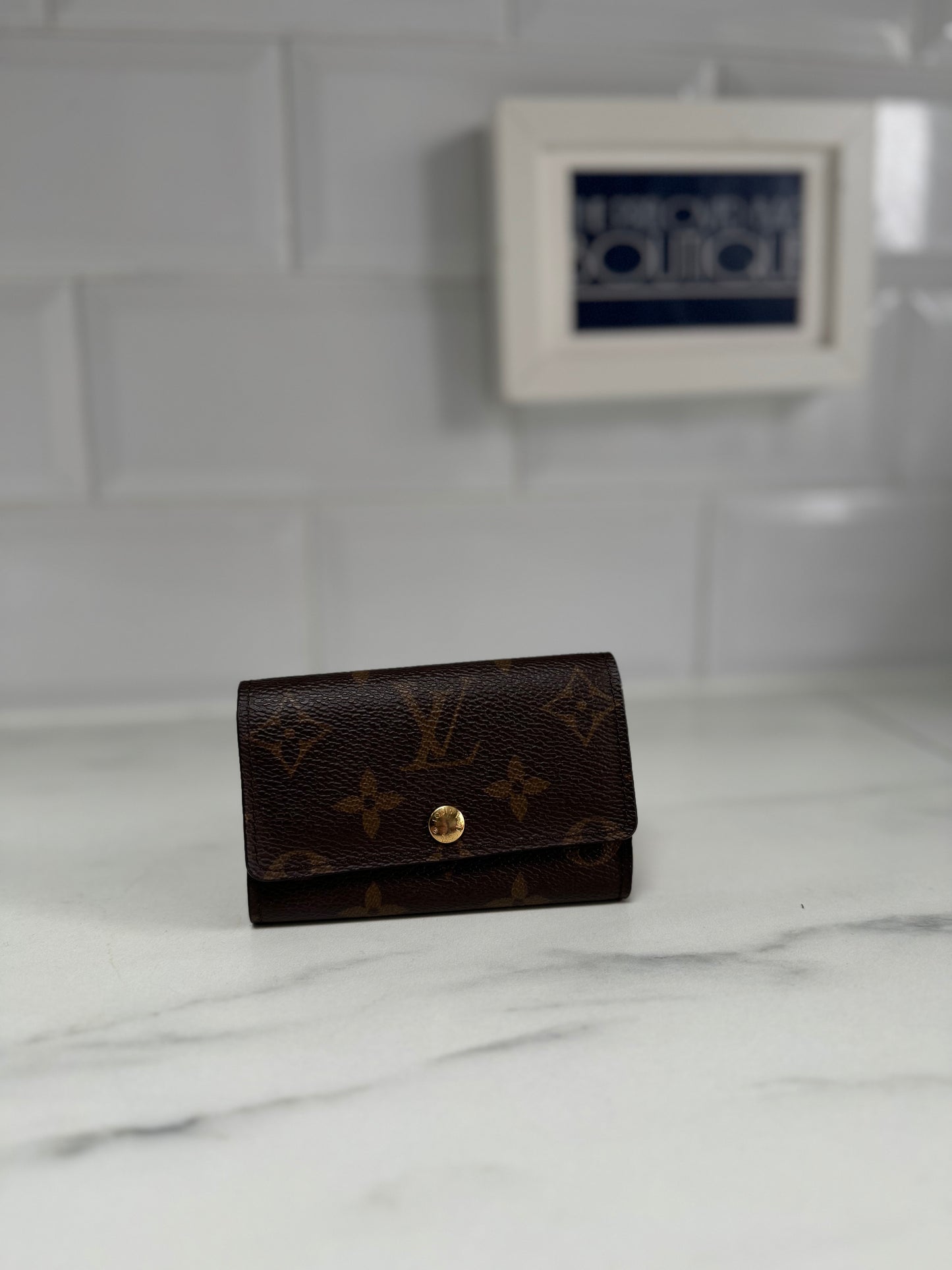 Louis Vuitton 6 Key Holder - Monogram (brown)