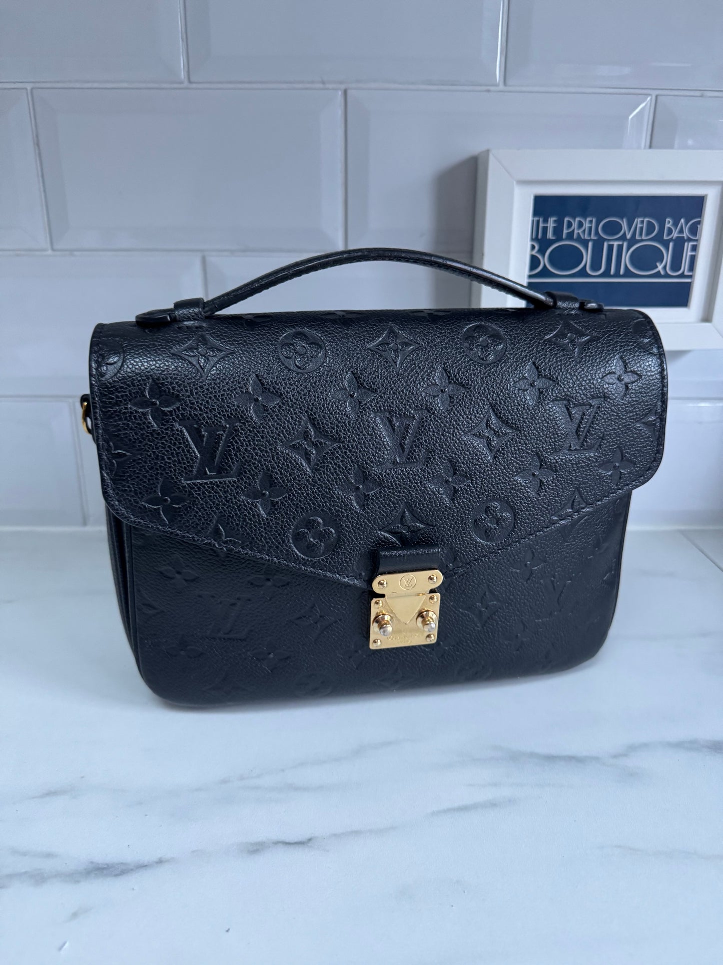 Louis Vuitton Pochette Metis Emperiente - Black