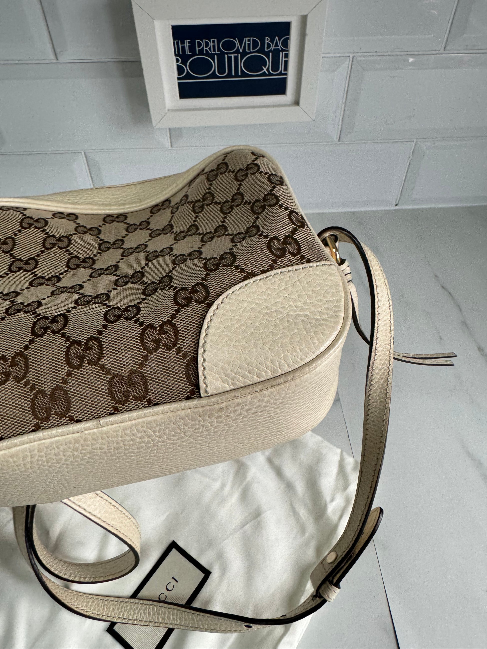 Gucci hot sale white crossbody