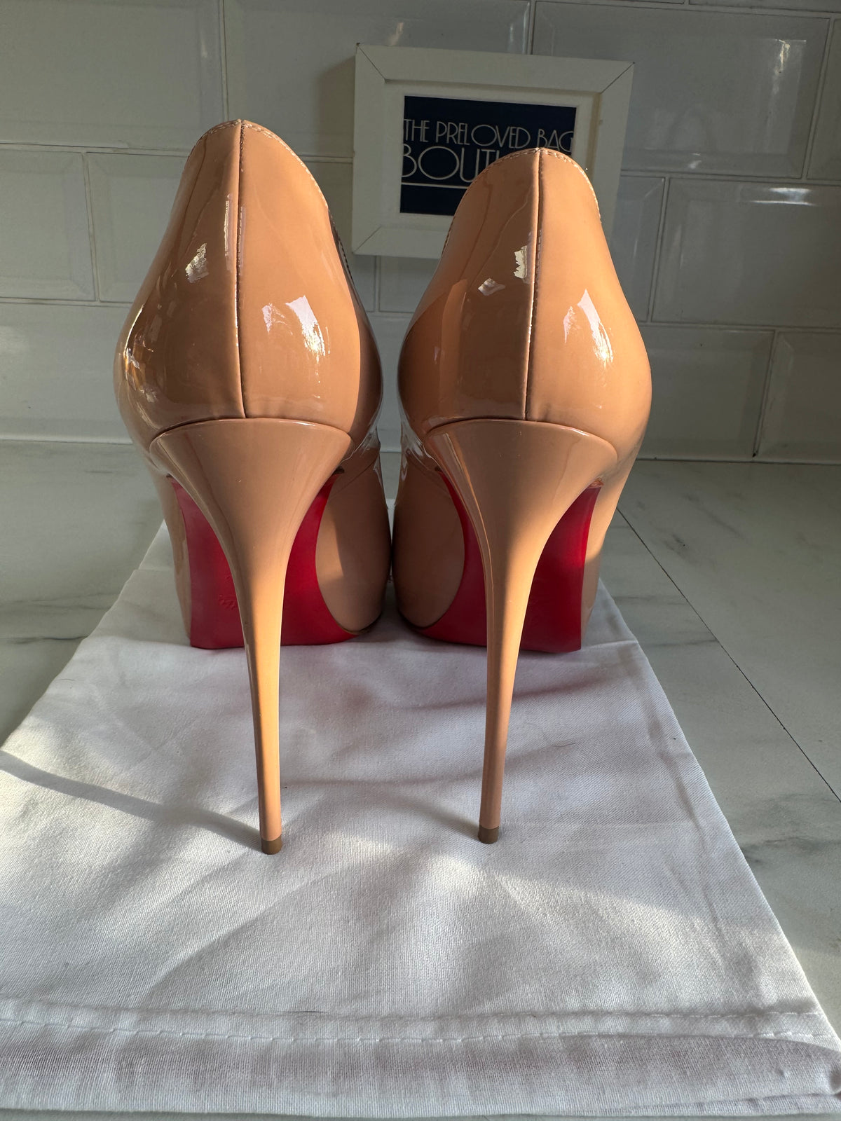 Christian Louboutin New Very Privé 120mm Open Toe Pumps - Nude