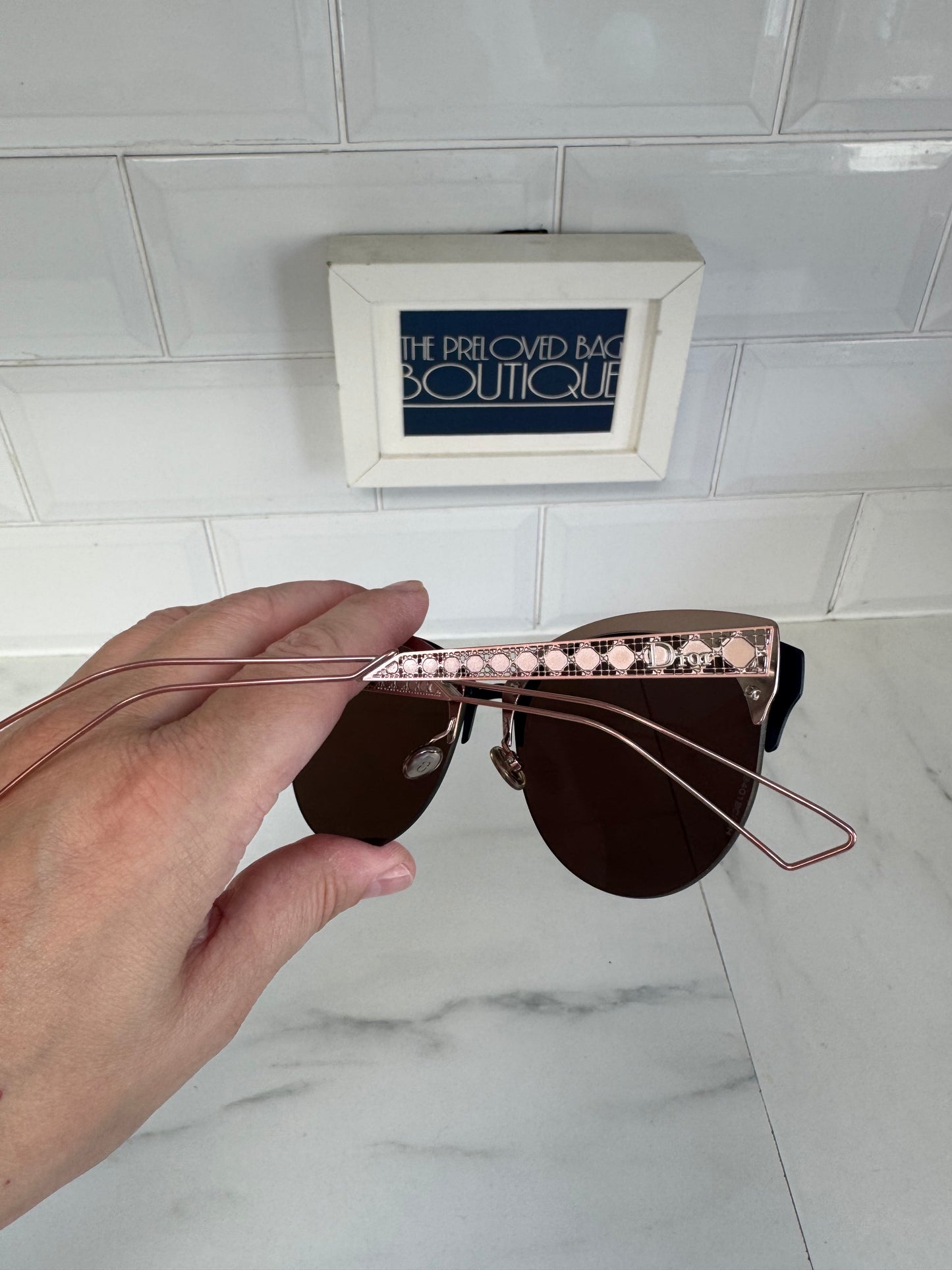 Christian Dior DioramaClub Mirrored Sunglasses - black and rose gold