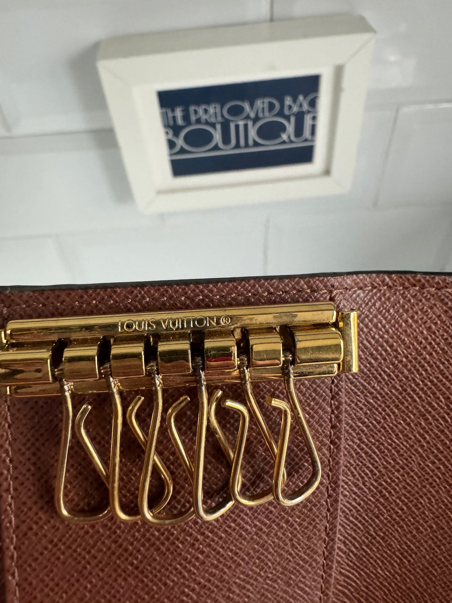 Louis Vuitton 6 Key Holder - Monogram (brown)