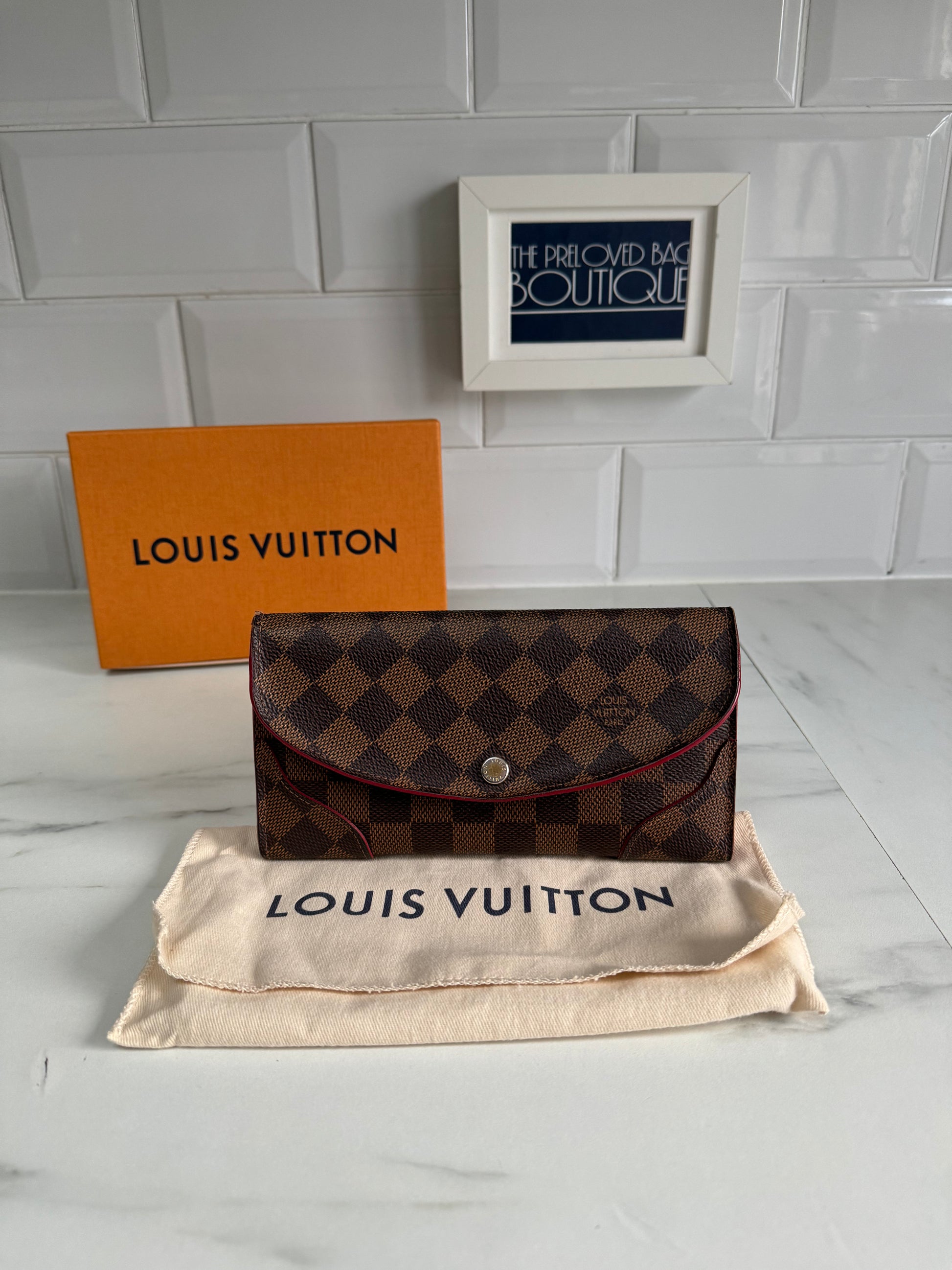 Preloved 2025 lv wallet