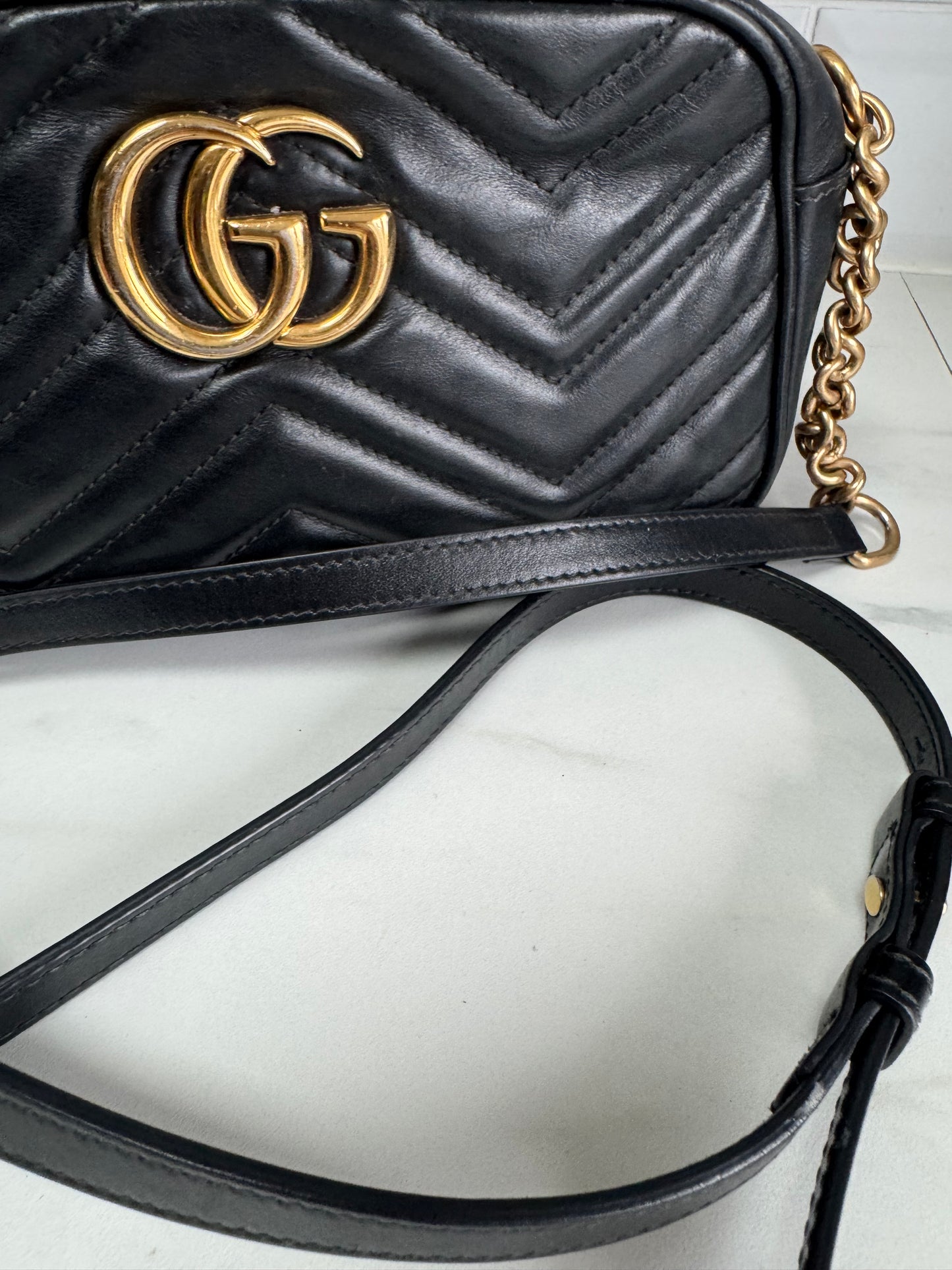 Gucci GG Mini Marmont Shoulder Bag - Black