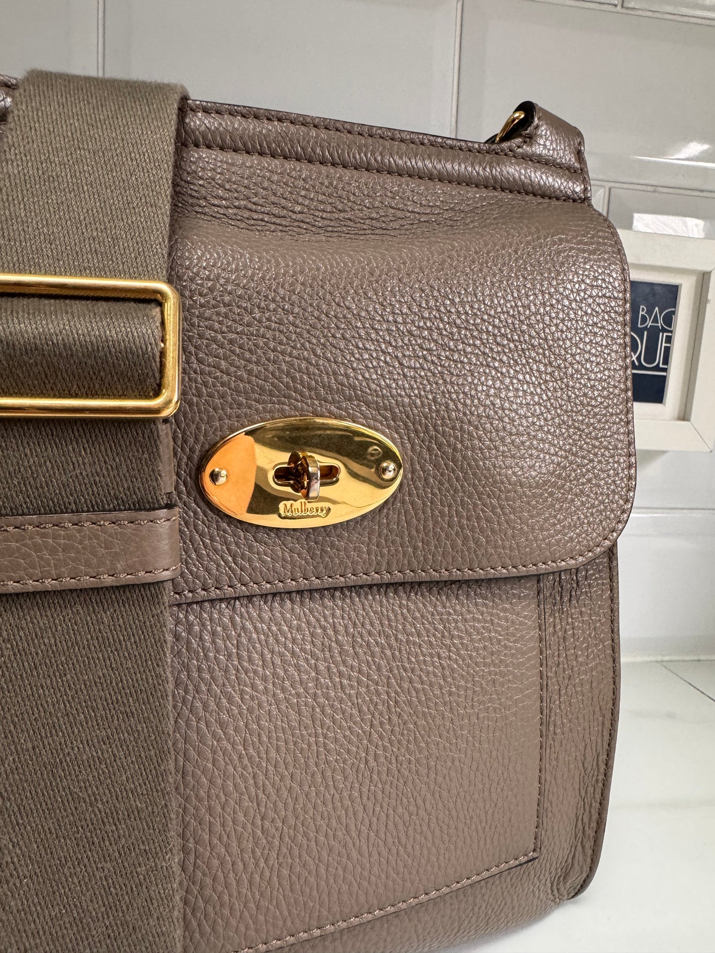 Mulberry Antony Messenger - Clay