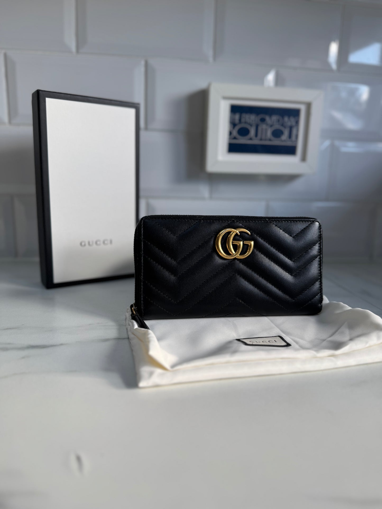 Gucci GG Marmont zip around Wallet - Black
