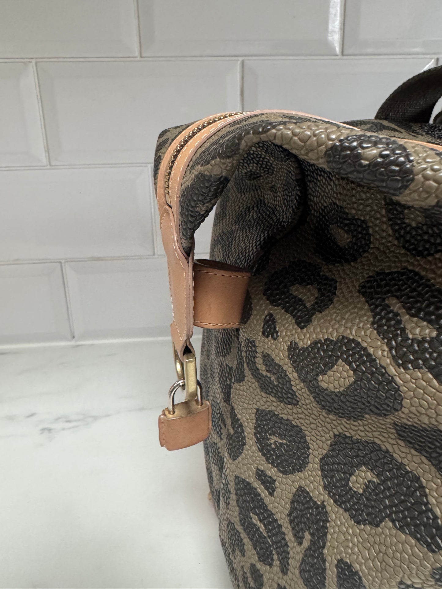 Mulberry Limited Edition Scotchgrain Birds Nest Large Clipper Holdall - Olive Green and Black Leopard Print