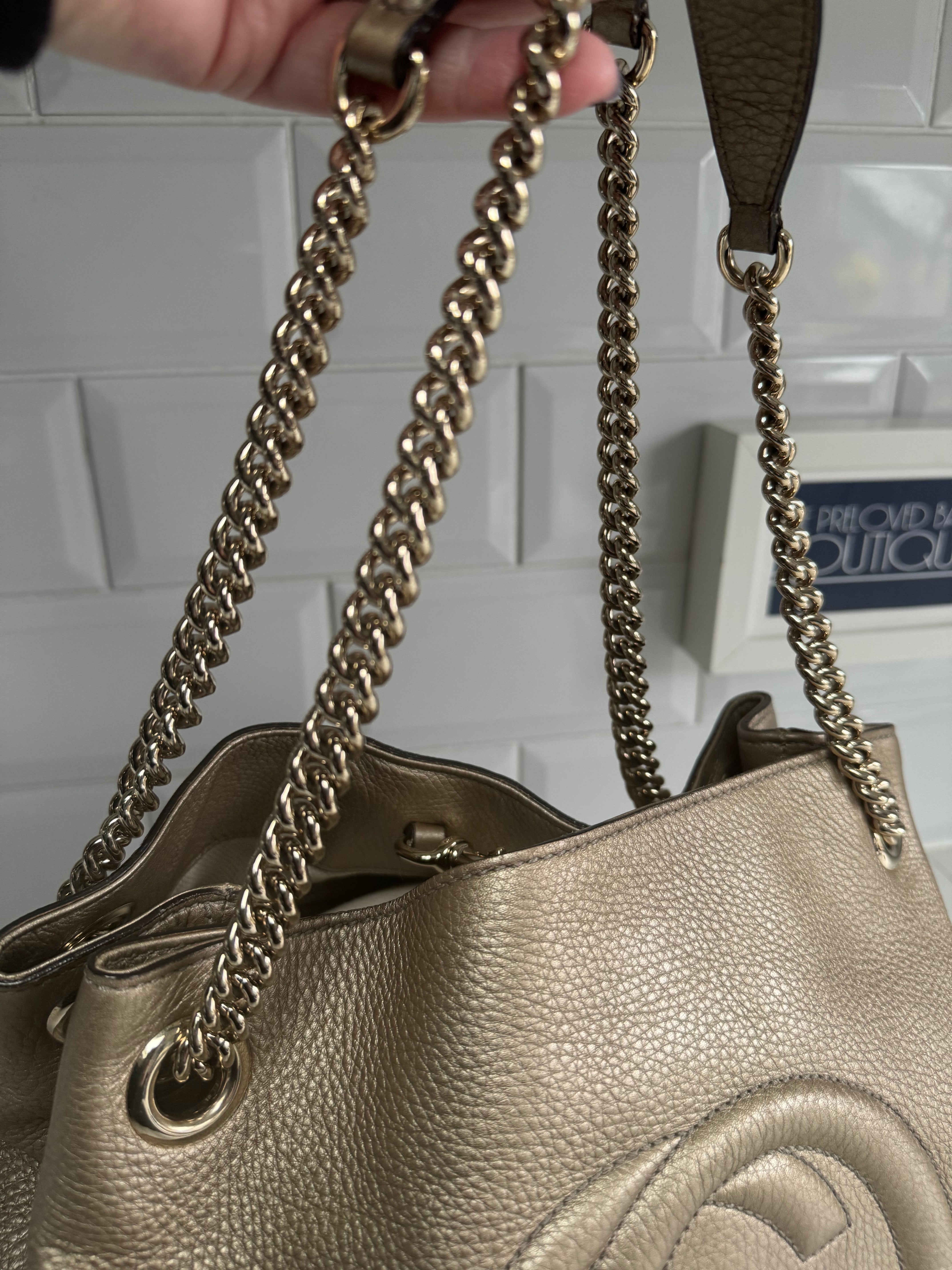 Gucci soho discount shoulder chain bag