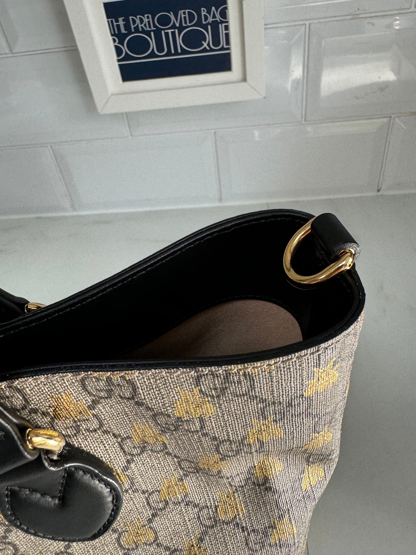 Gucci Limited Edition GGMonogram Supreme Bees Tote - Brown & Gold