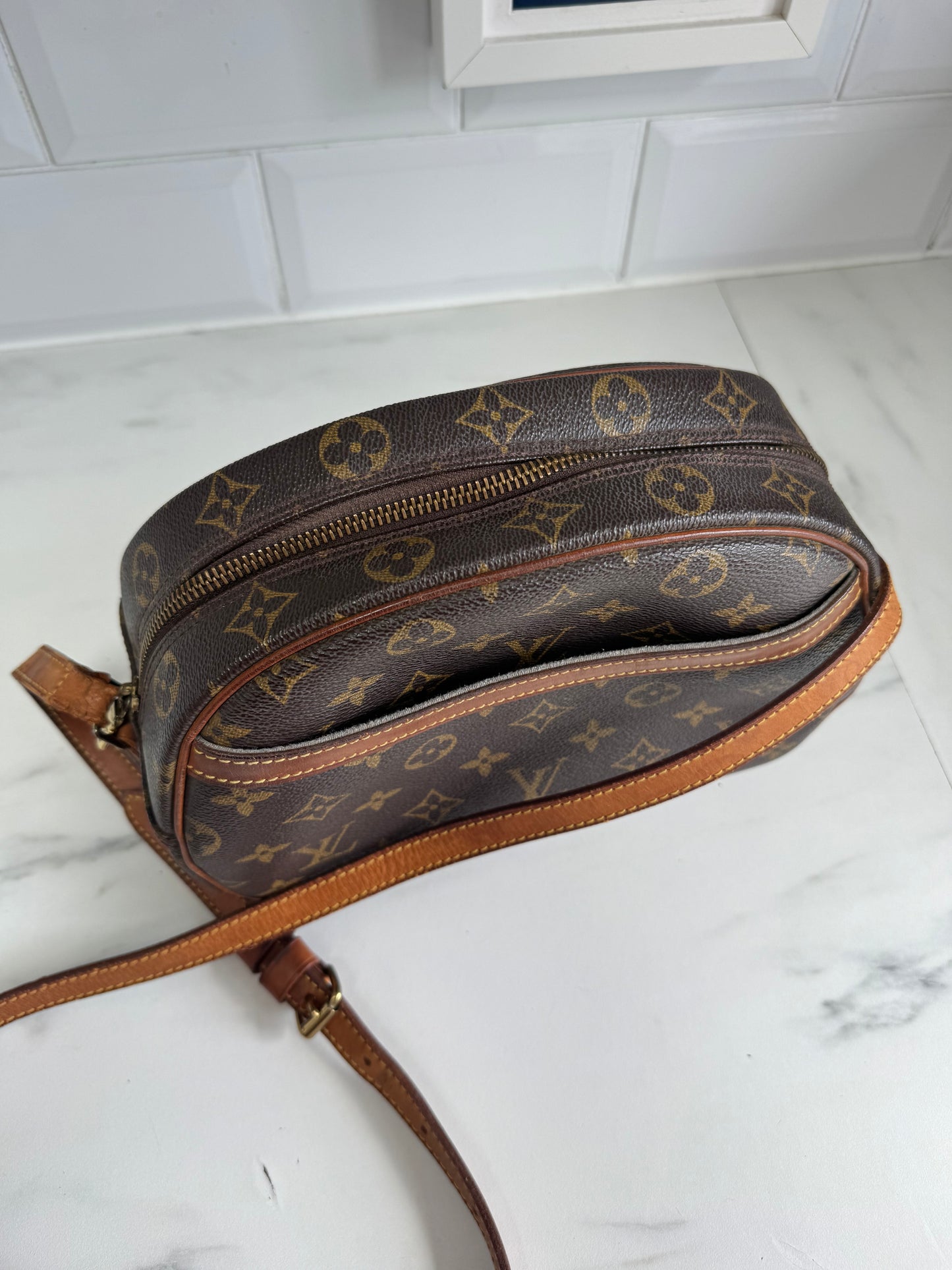 Louis Vuitton Bloise - Monogram