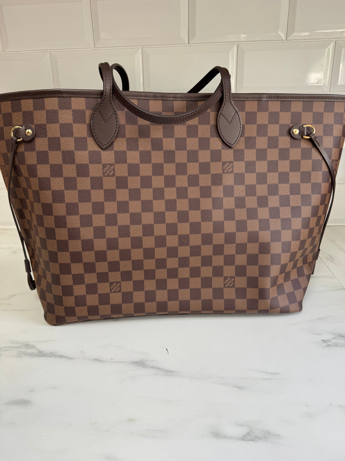 Louis Vuitton GM Neverfull Bag and Pouch - Brown Damier Ebene