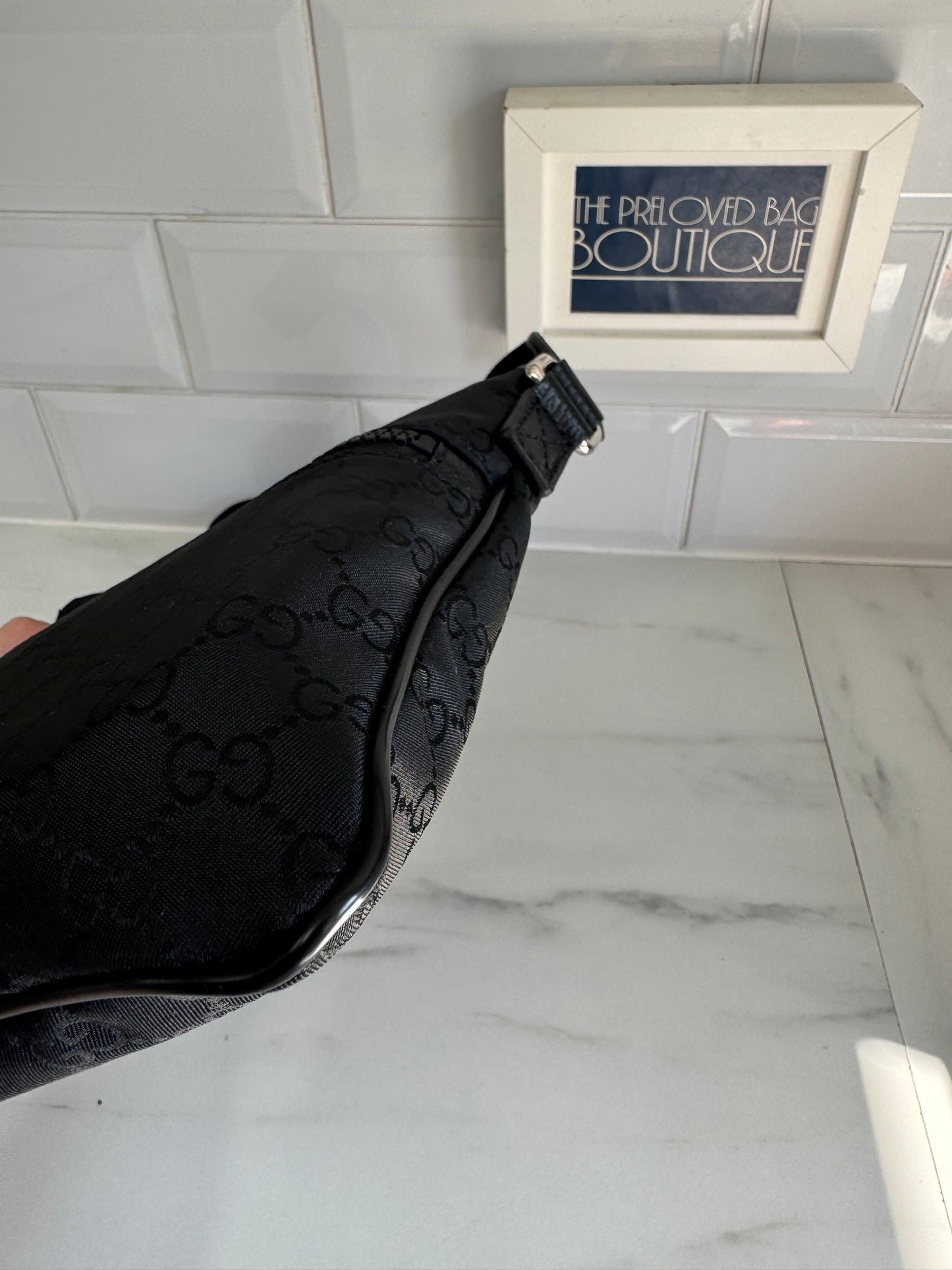 Gucci Nylon Mini Flat Messenger - Black