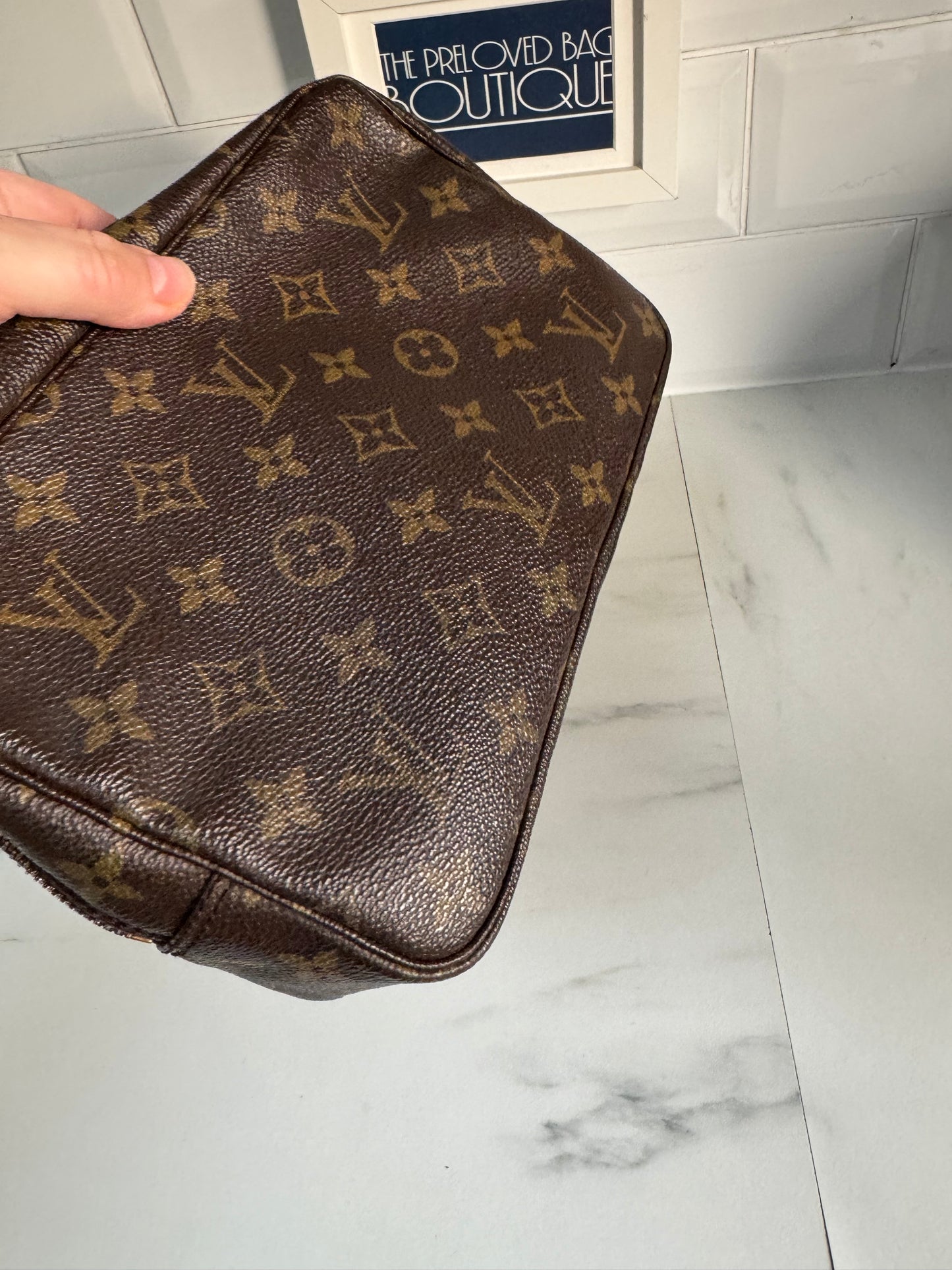 Louis Vuitton Trousse 23 - Monogram