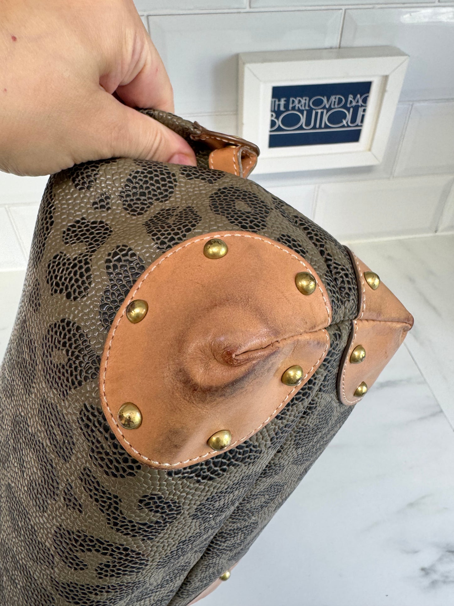 Mulberry Limited Edition Scotchgrain Birds Nest Wash Bag - Olive Green and Black Leopard Print