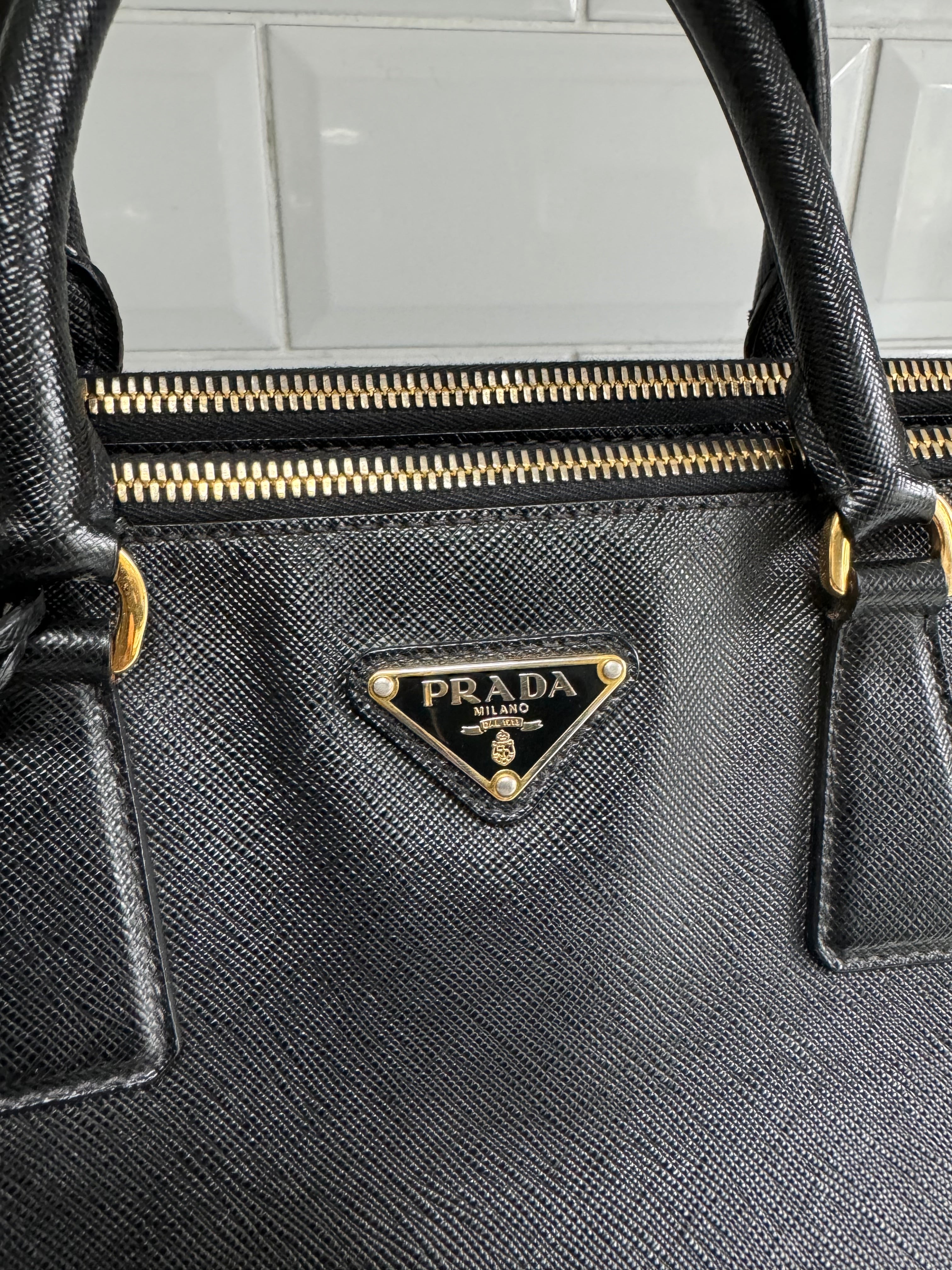 Prada Galleria Large Double Zip Executive Top Handle Tote Nero Black